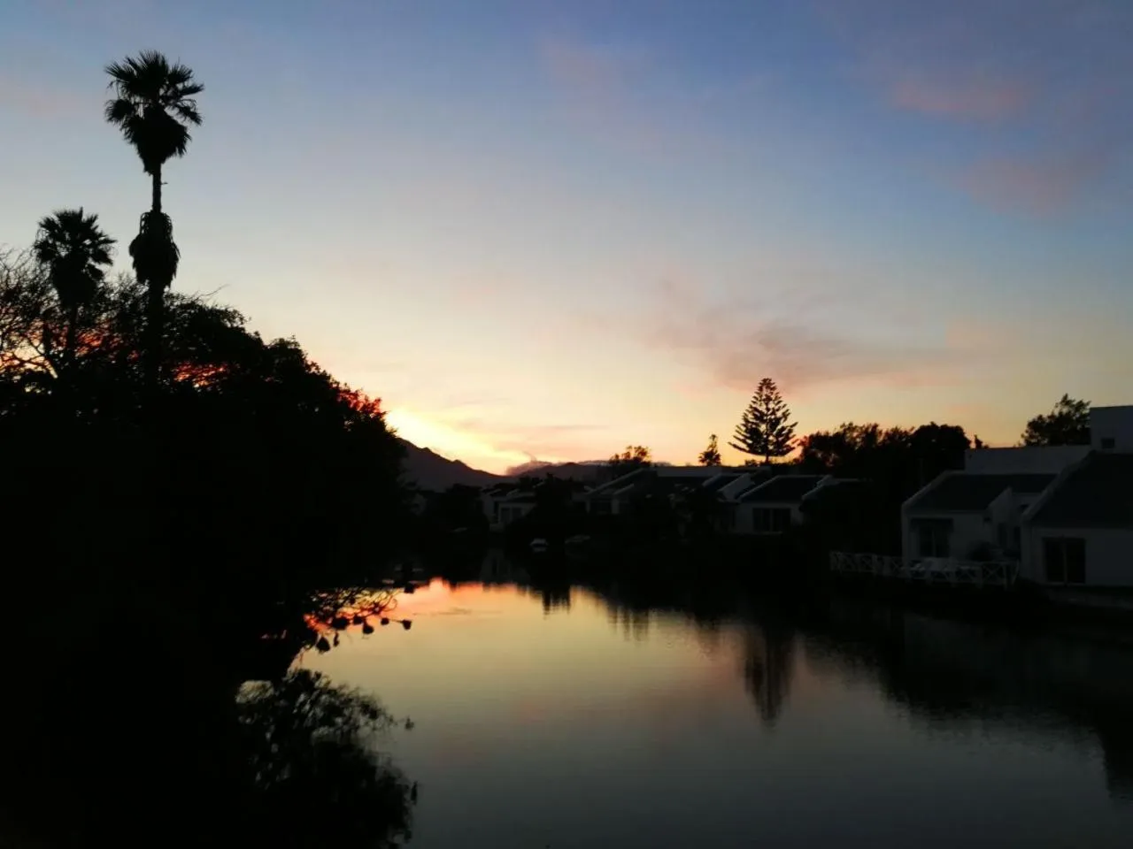 Sunset in Admiralty Bed & Breakfast