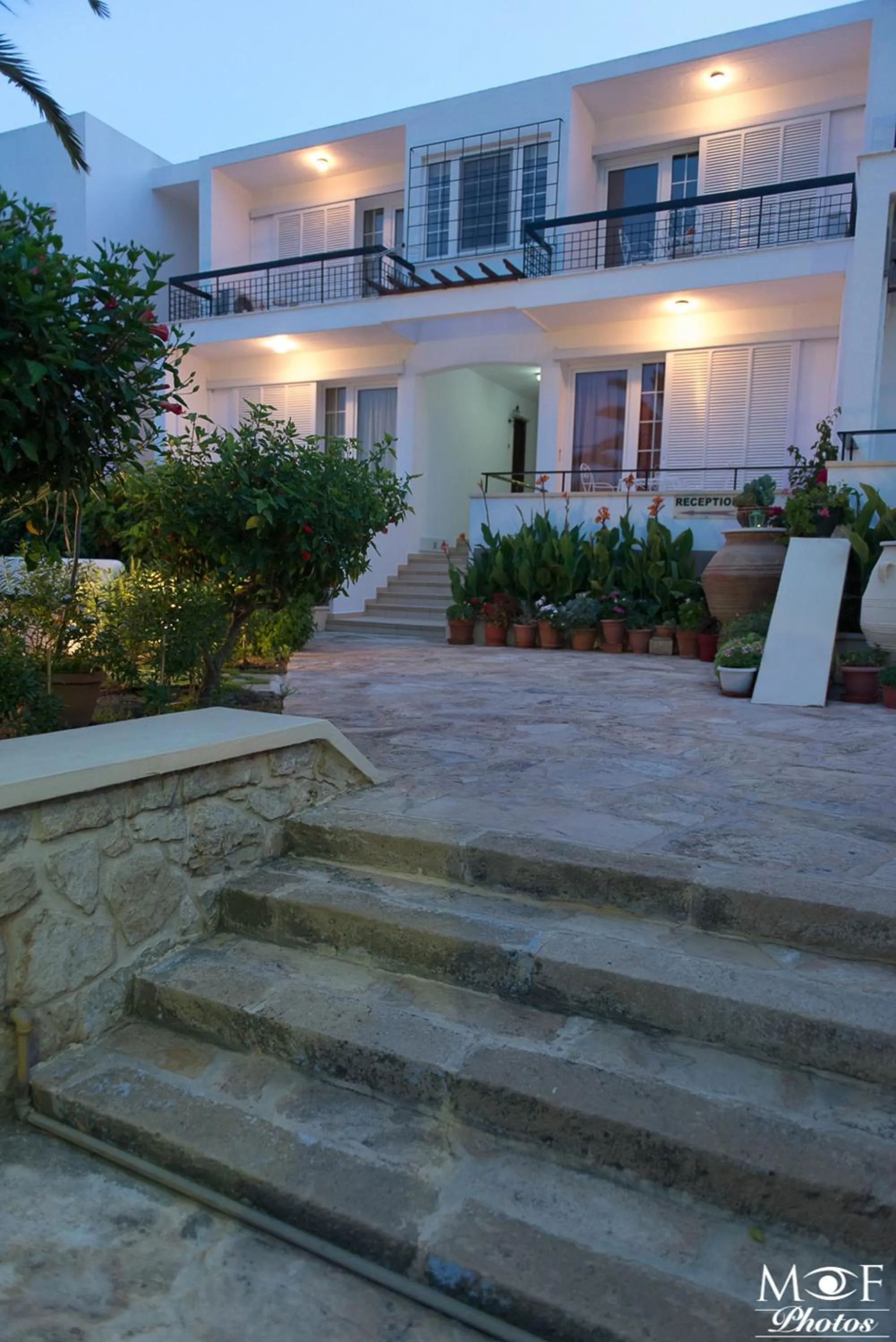 Facade/entrance in Hotel Elena