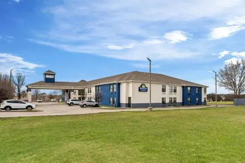 Days Inn by Wyndham Dallas Plano