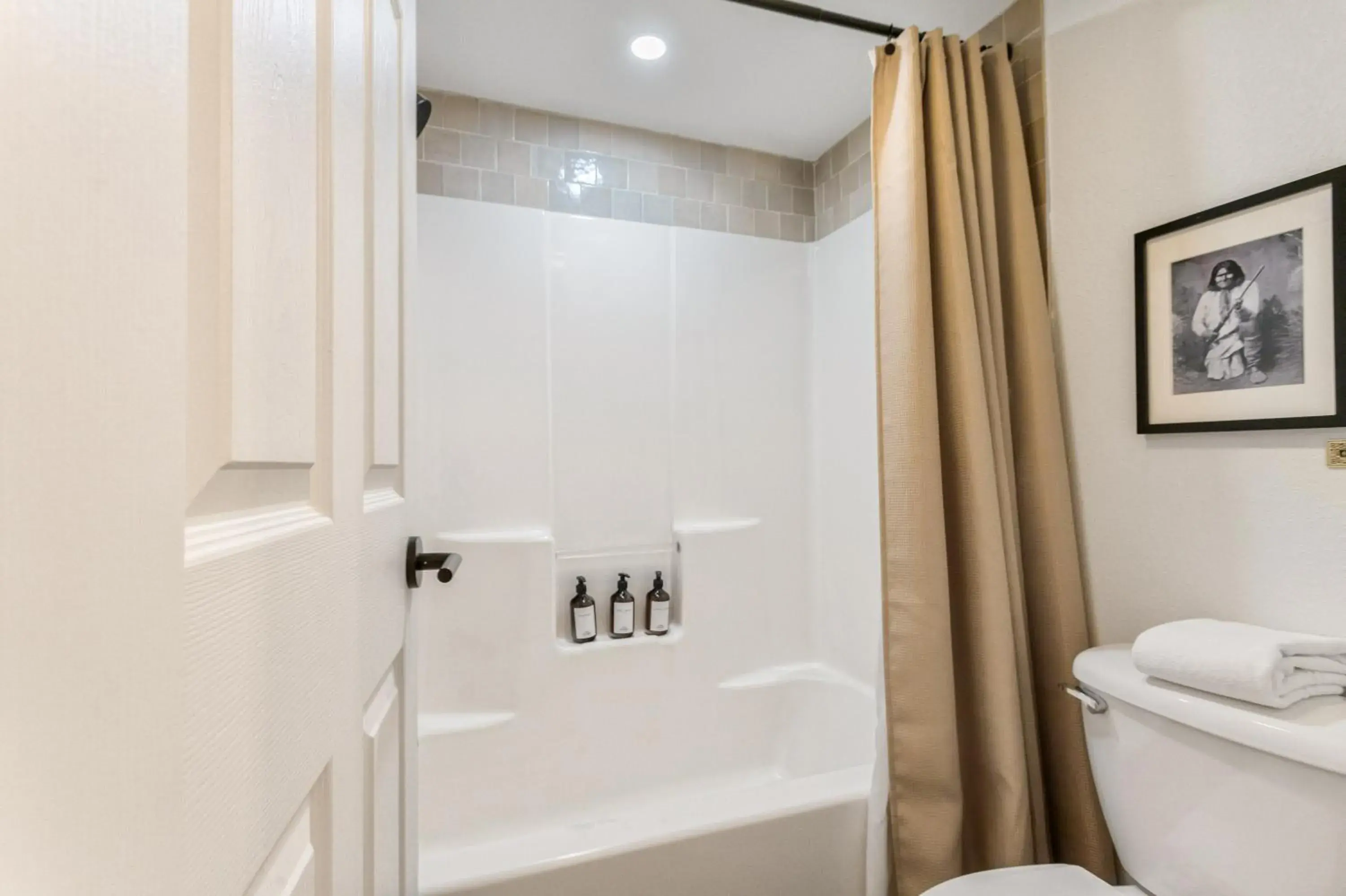 Budget Double Room in Inn History Tombstone Budget Double Room in Inn History Tombstone