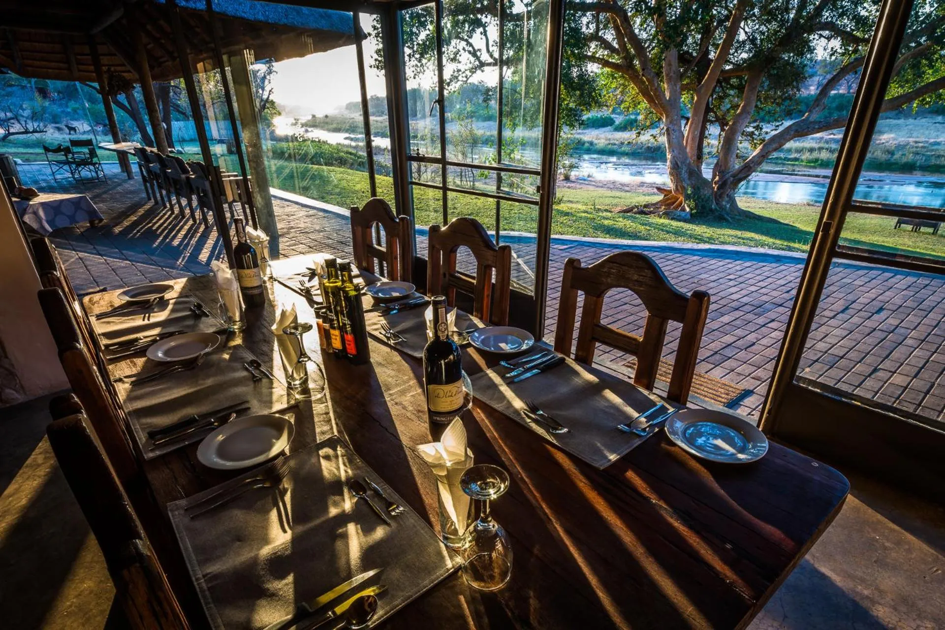 Patio in Maninghi Lodge