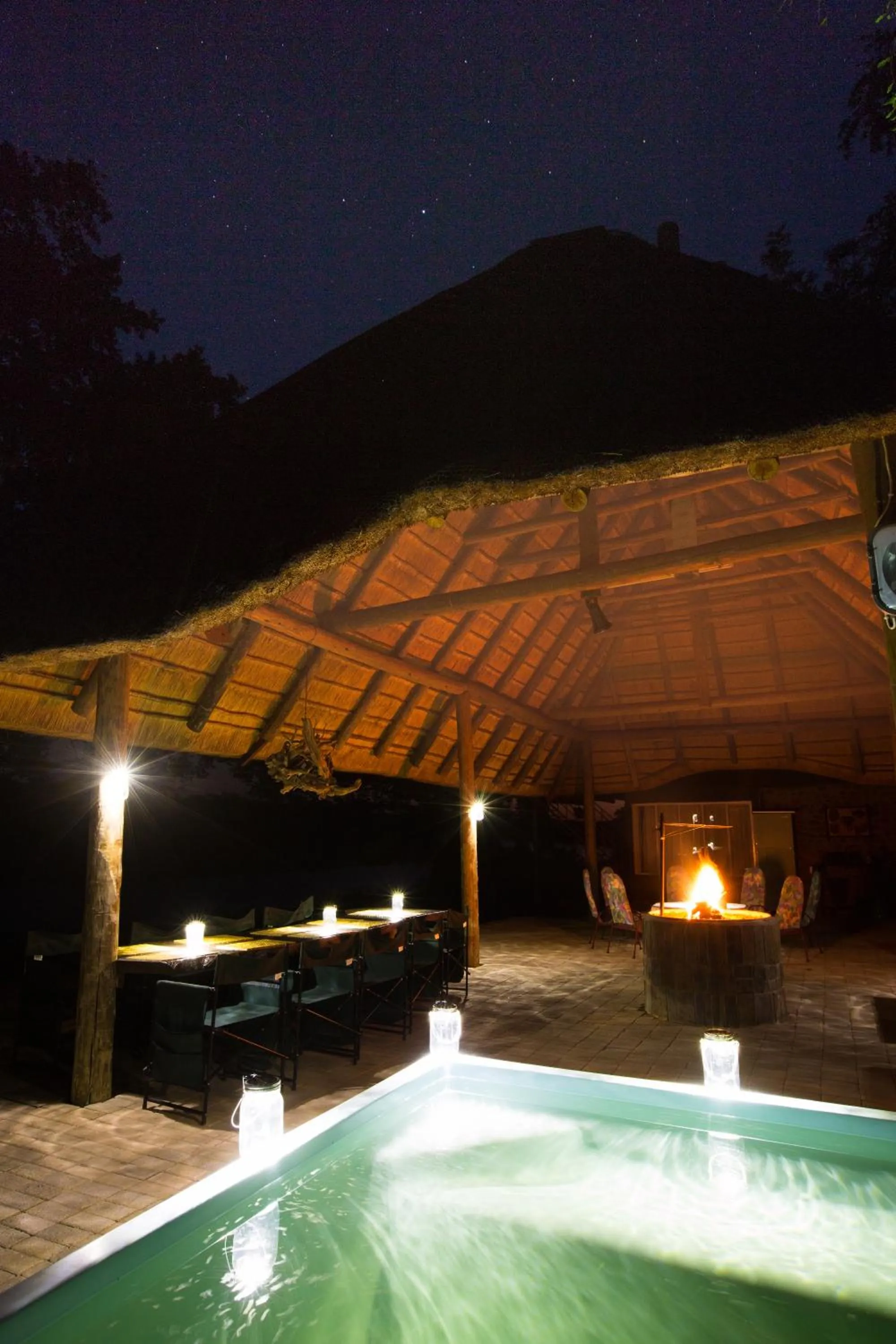 Night in Maninghi Lodge