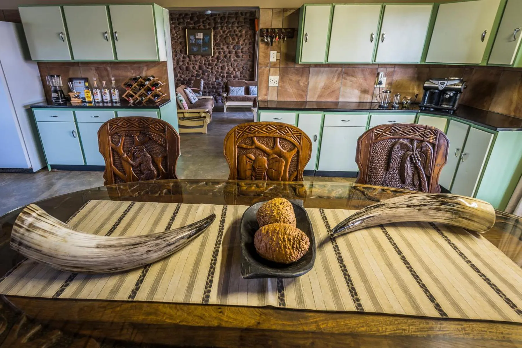 Coffee/tea facilities in Maninghi Lodge