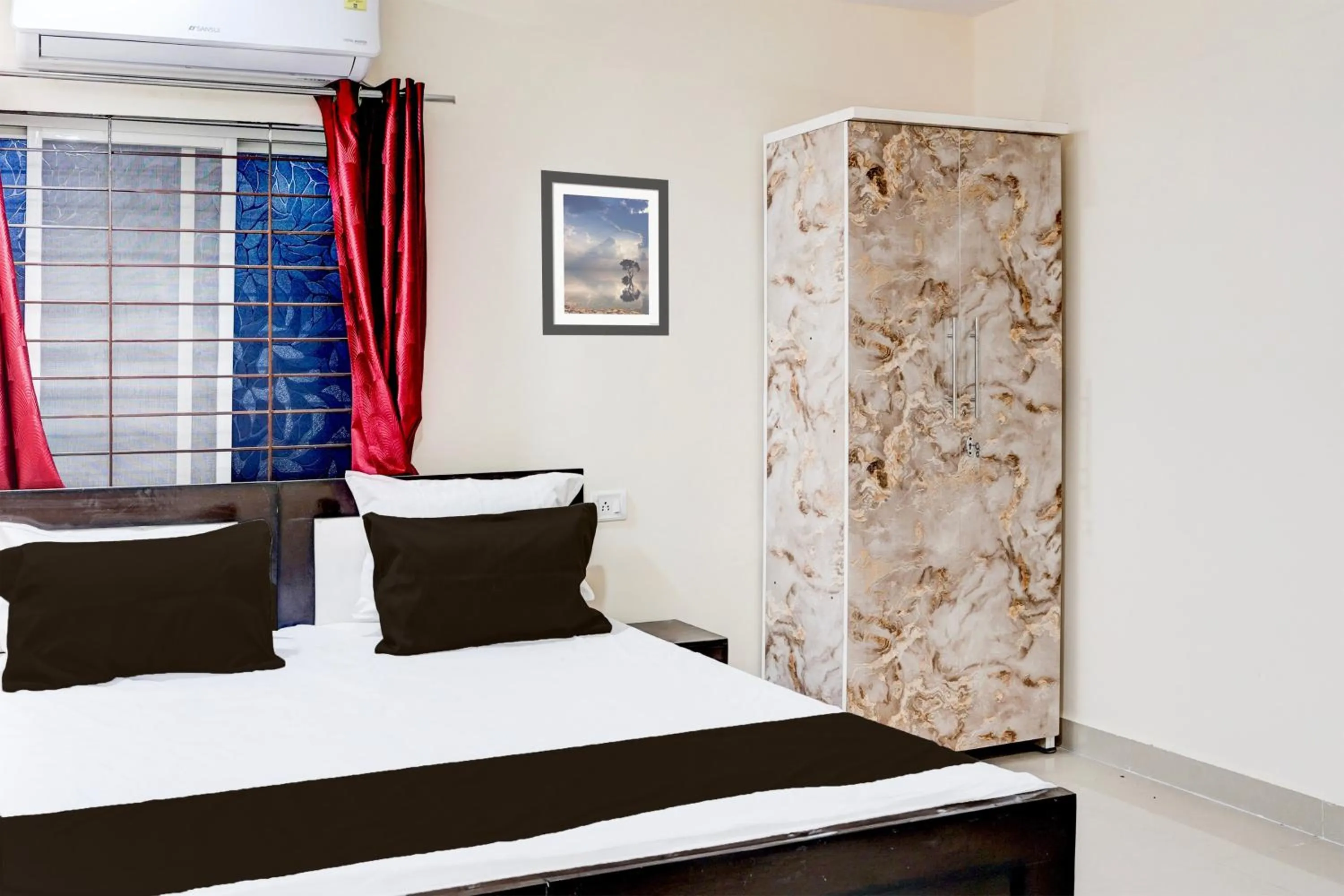 Hotel O Shivay Inn Ayodhaya Bypass Road