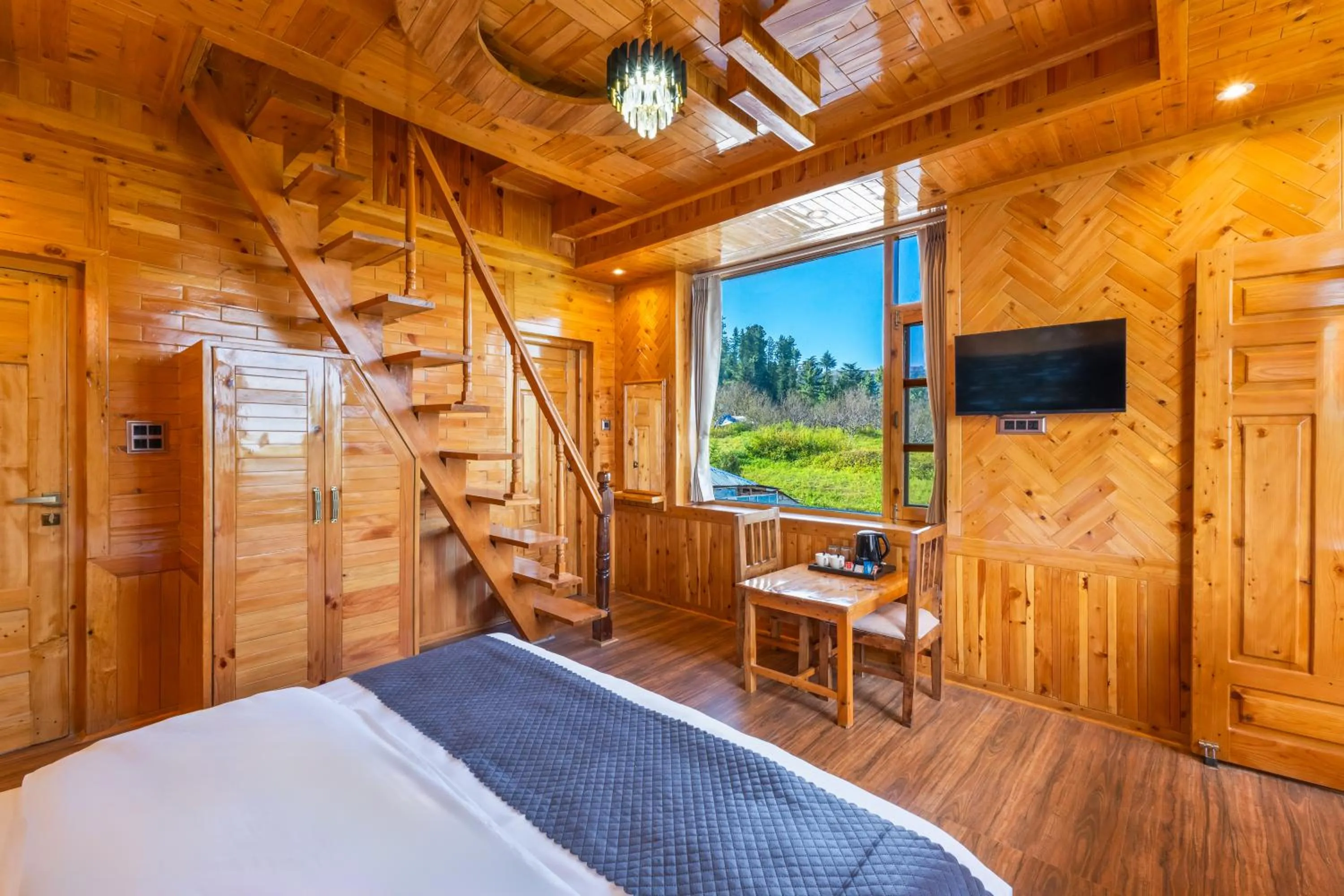 Bed in Kathkuni by Jomotel - A Pure Veg Boutique Stay