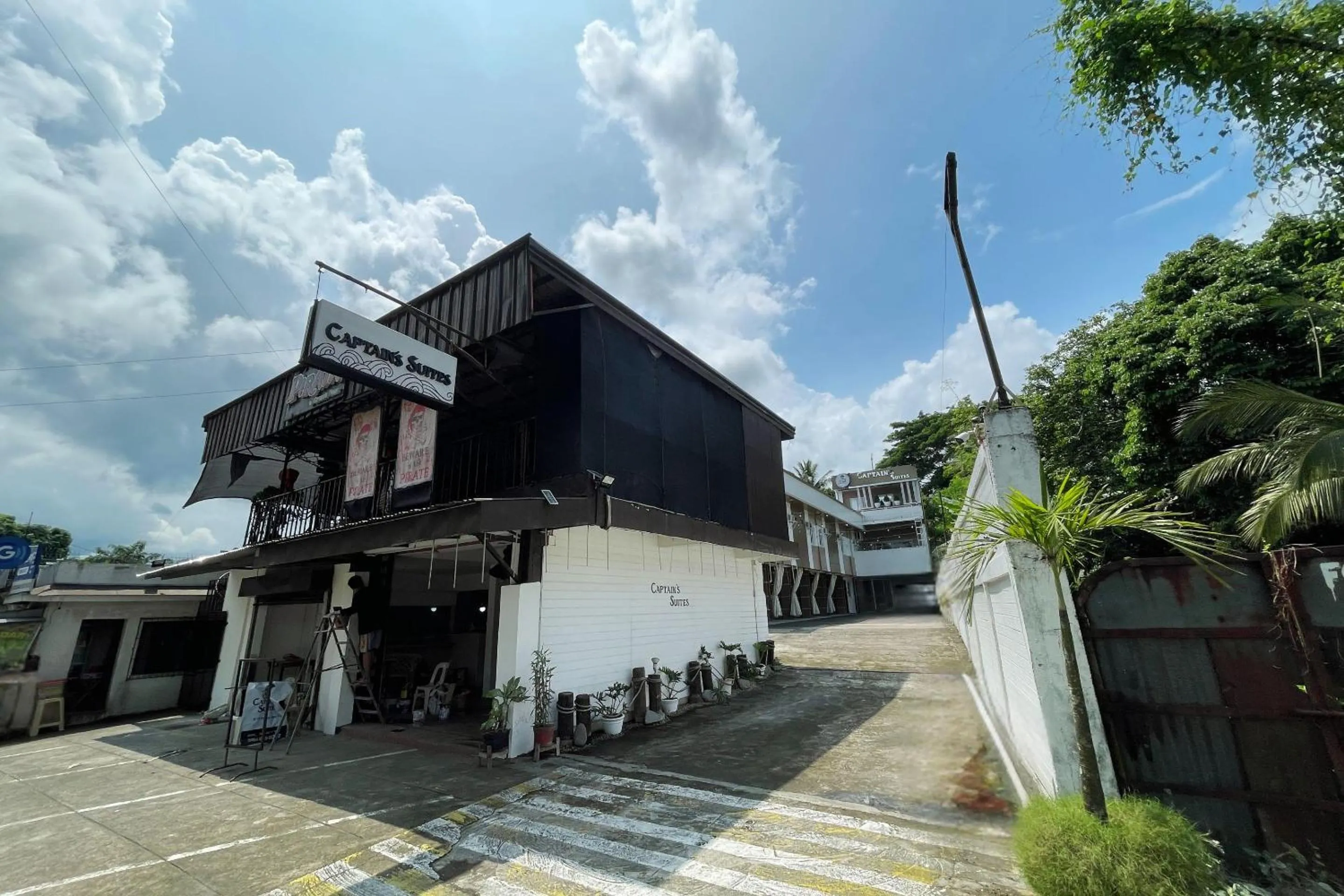 Property building in Captains Suites Albay