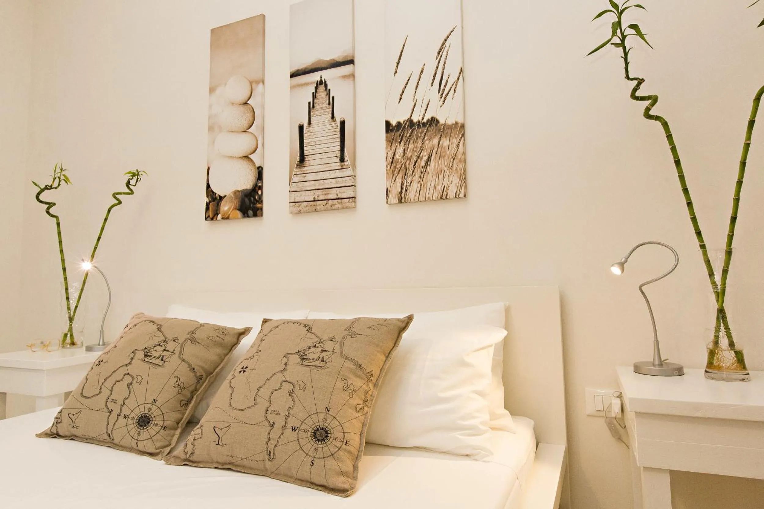 Decorative detail, Bed in B&B Nonno Gino