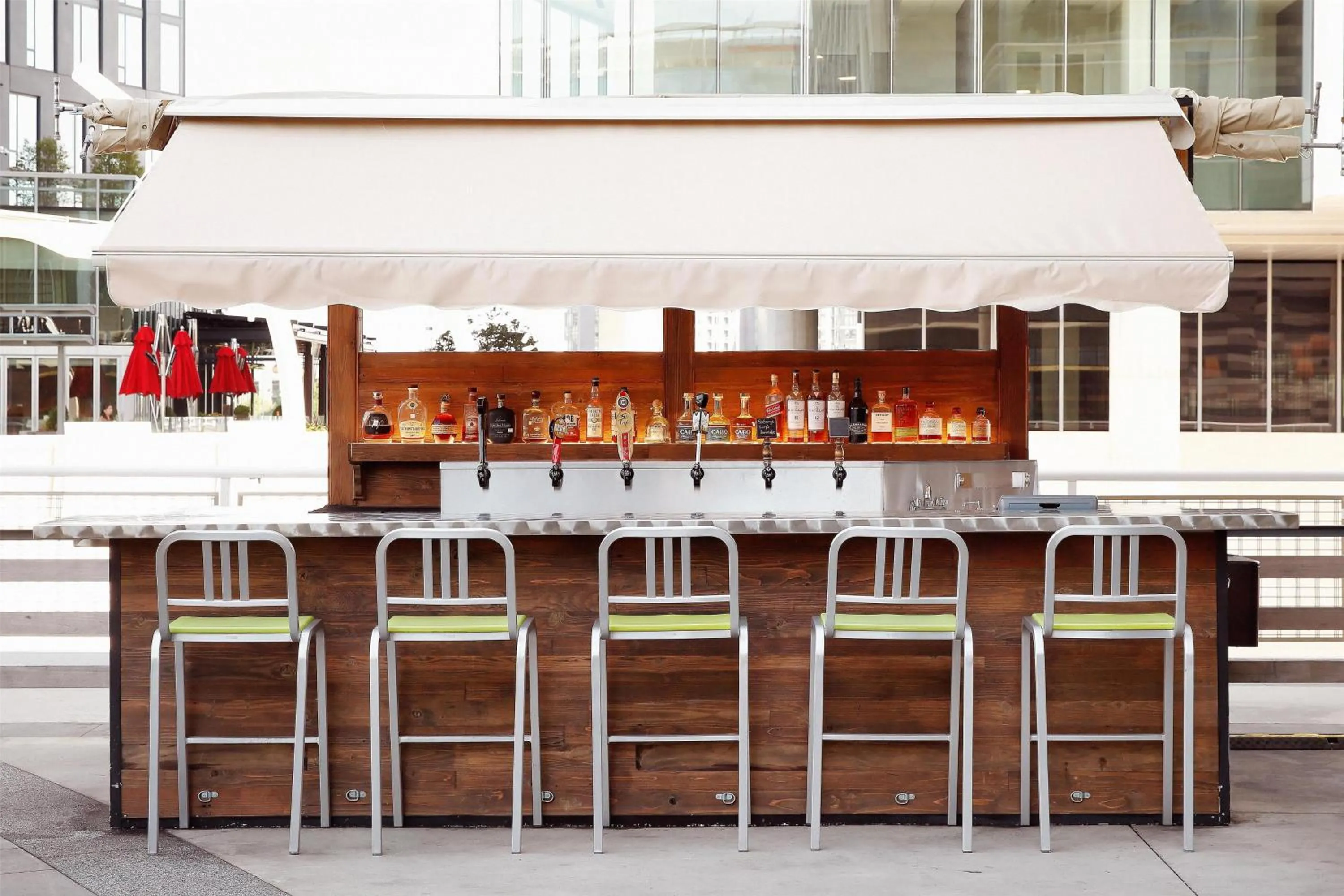 Restaurant/places to eat in Hyatt Regency Tysons Corner Center