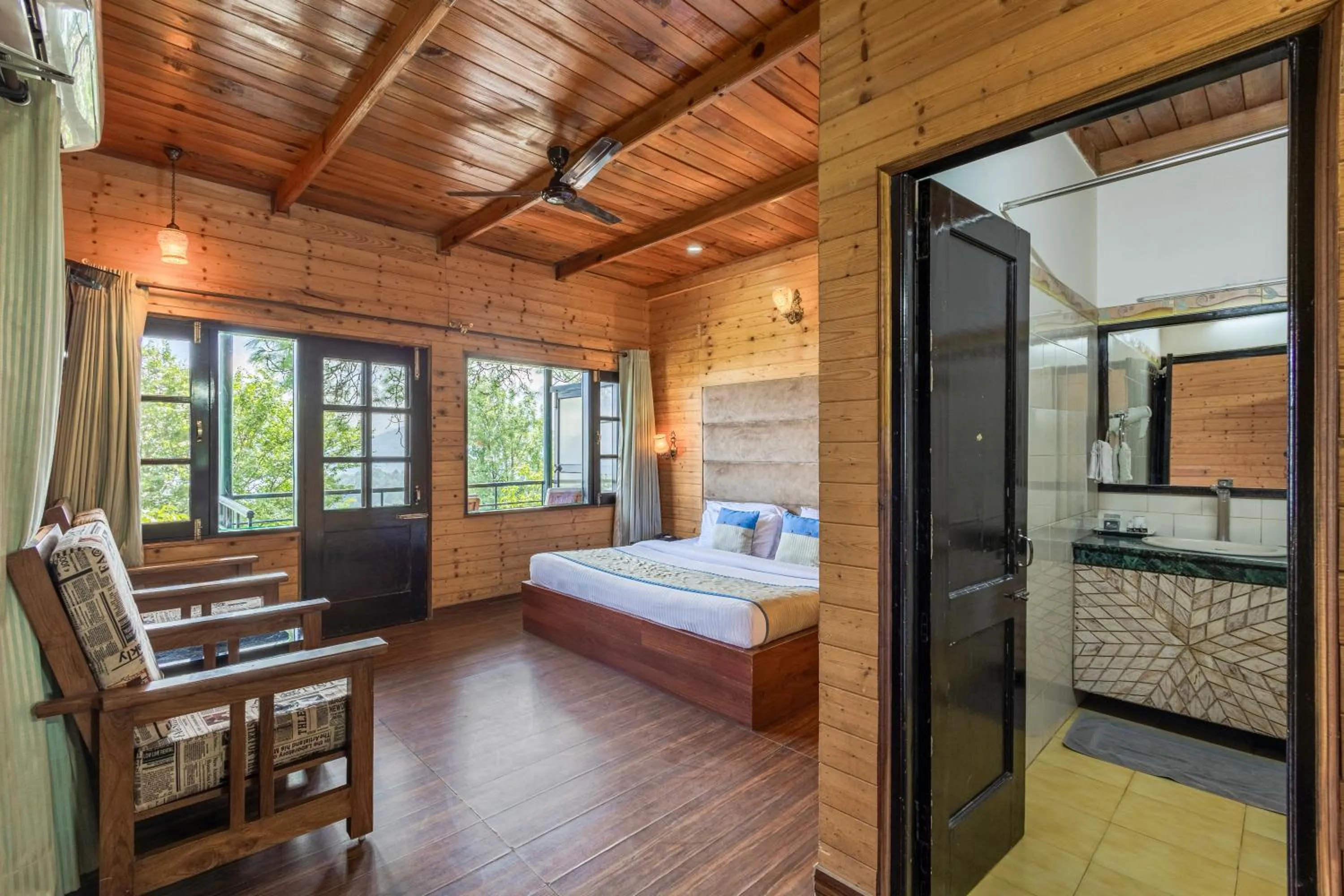 Photo of the whole room, Bed in Winnies Holiday Resort & Spa