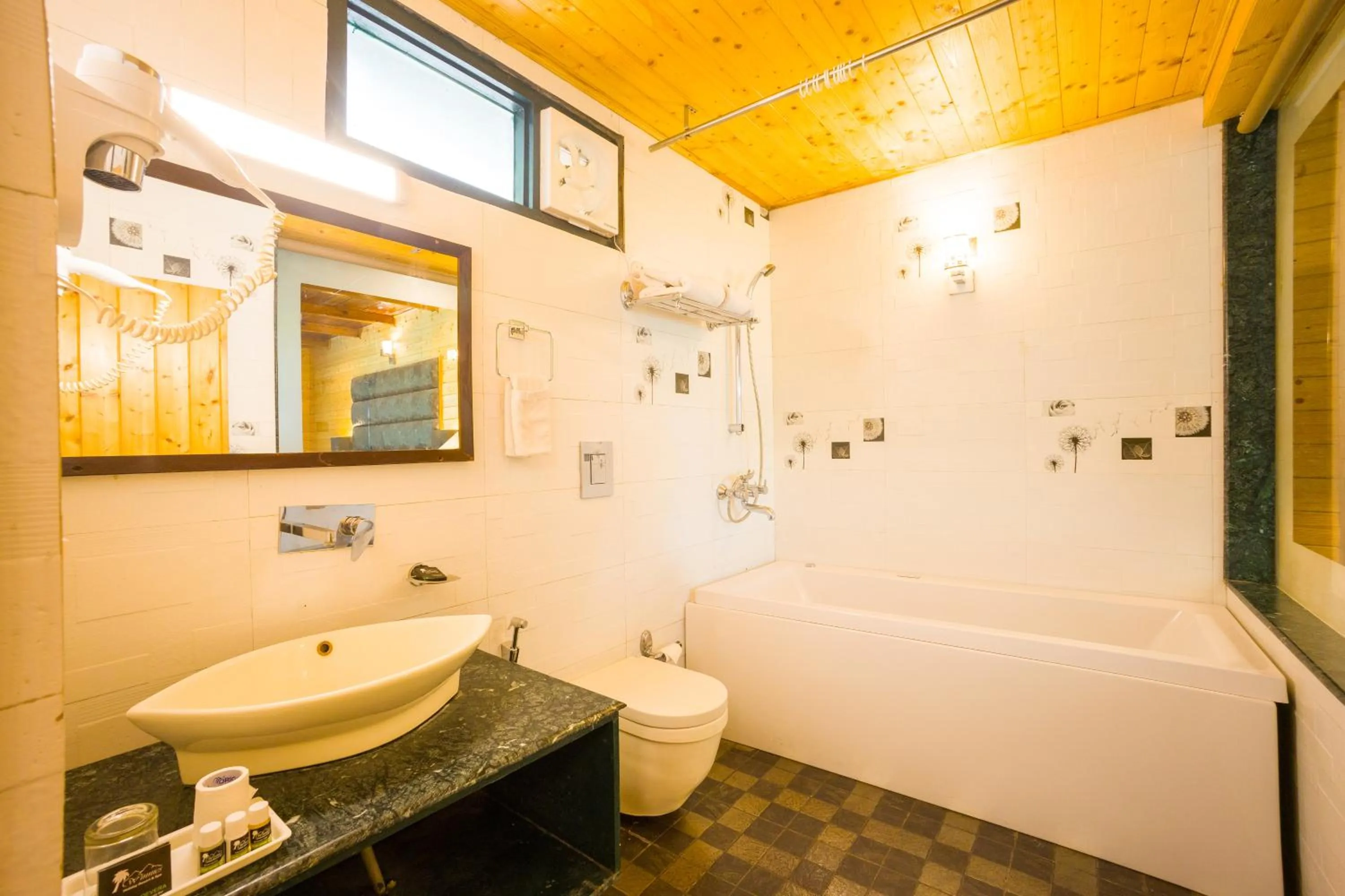 Bathroom in Winnies Holiday Resort & Spa