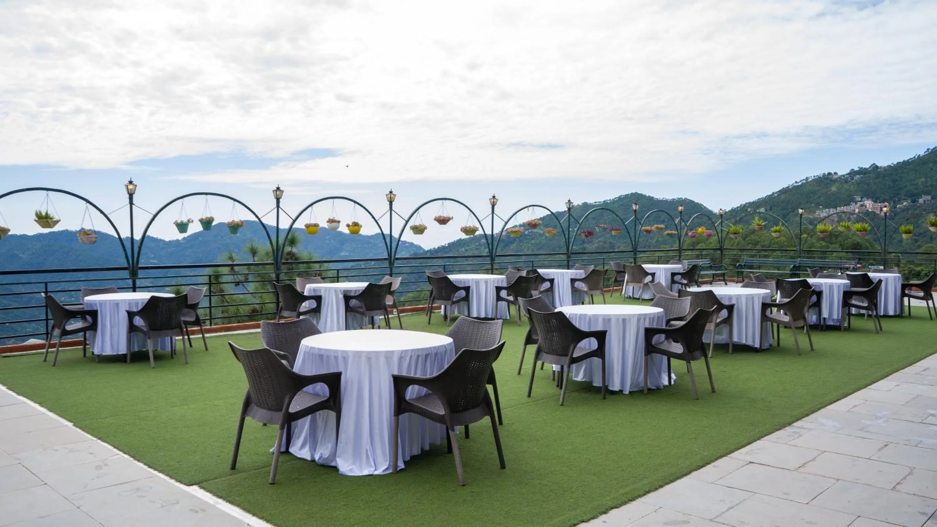 Restaurant/places to eat in Winnies Holiday Resort & Spa