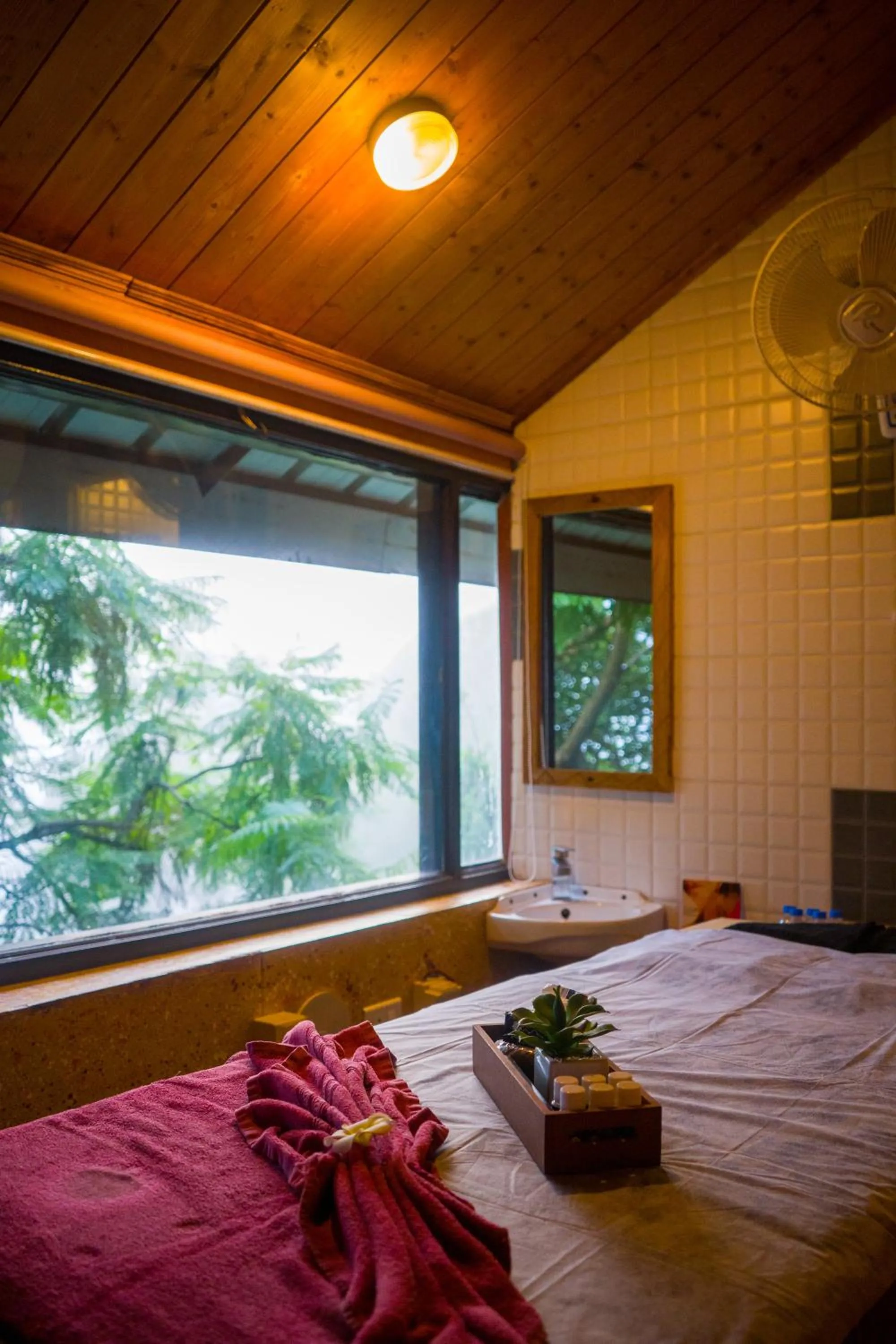 Massage, Bed in Winnies Holiday Resort & Spa