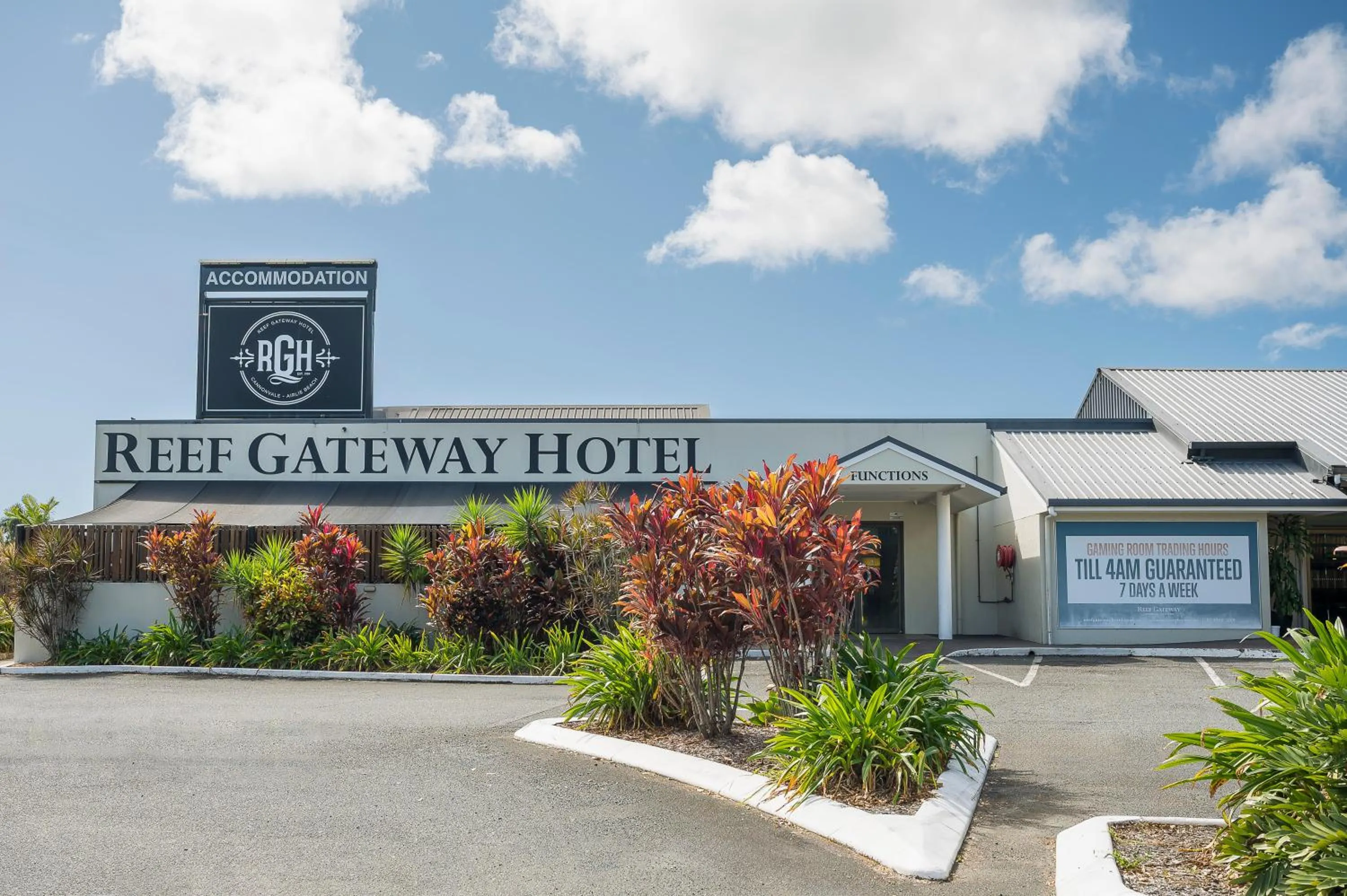 Property building in Reef Gateway Hotel