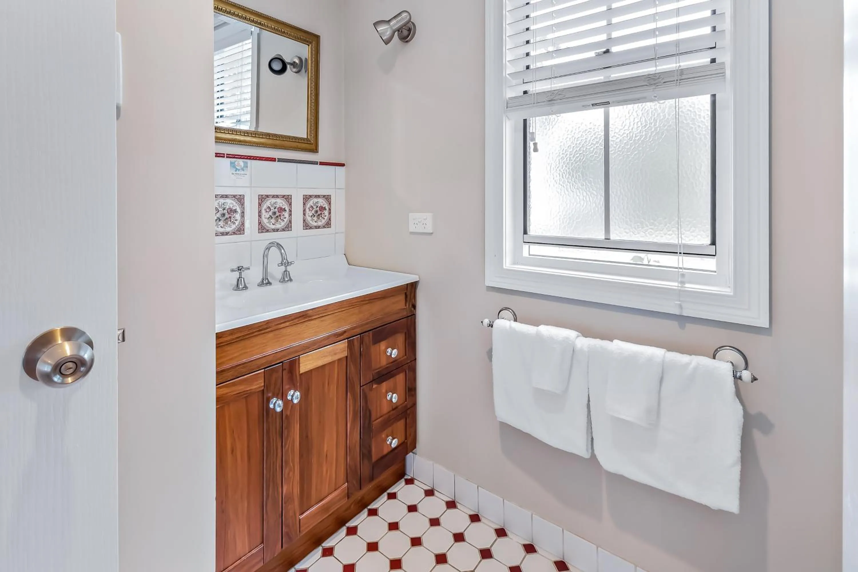 Bathroom in Diamondvale Estate Stanthorpe