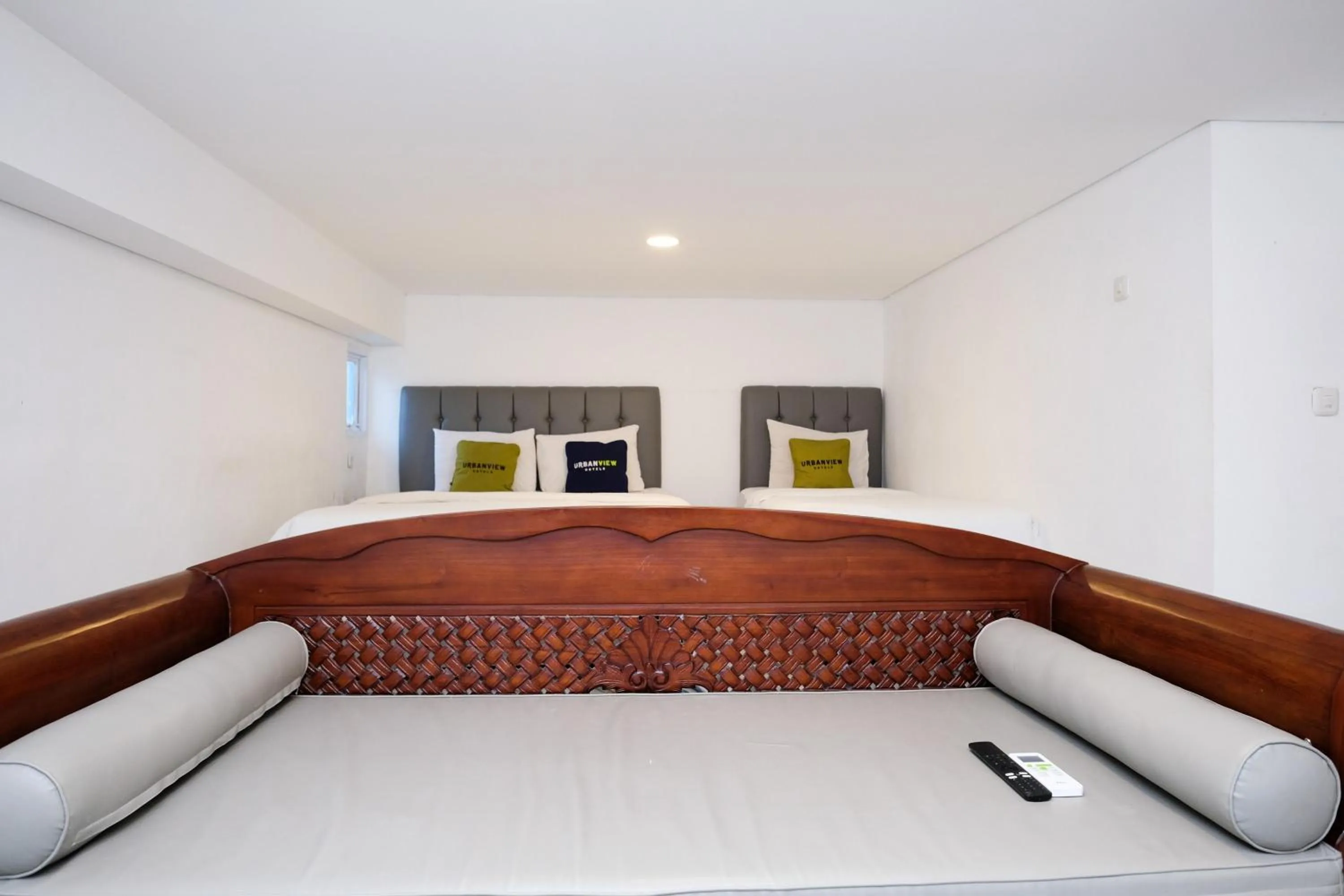 Bedroom, Bed in Urbanview Hotel Dommy Yogyakarta by RedDoorz