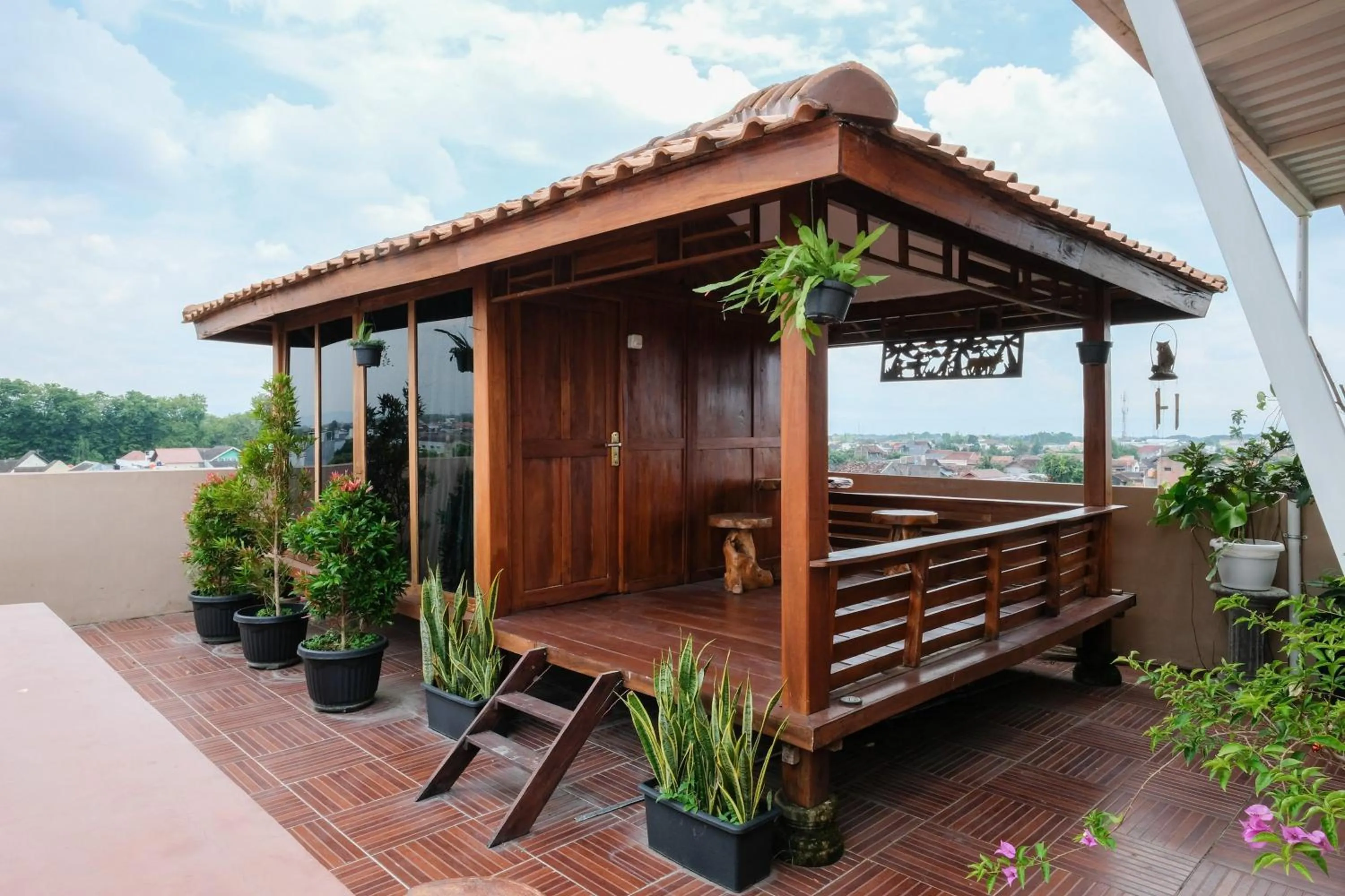 Property building in Urbanview Hotel Dommy Yogyakarta by RedDoorz