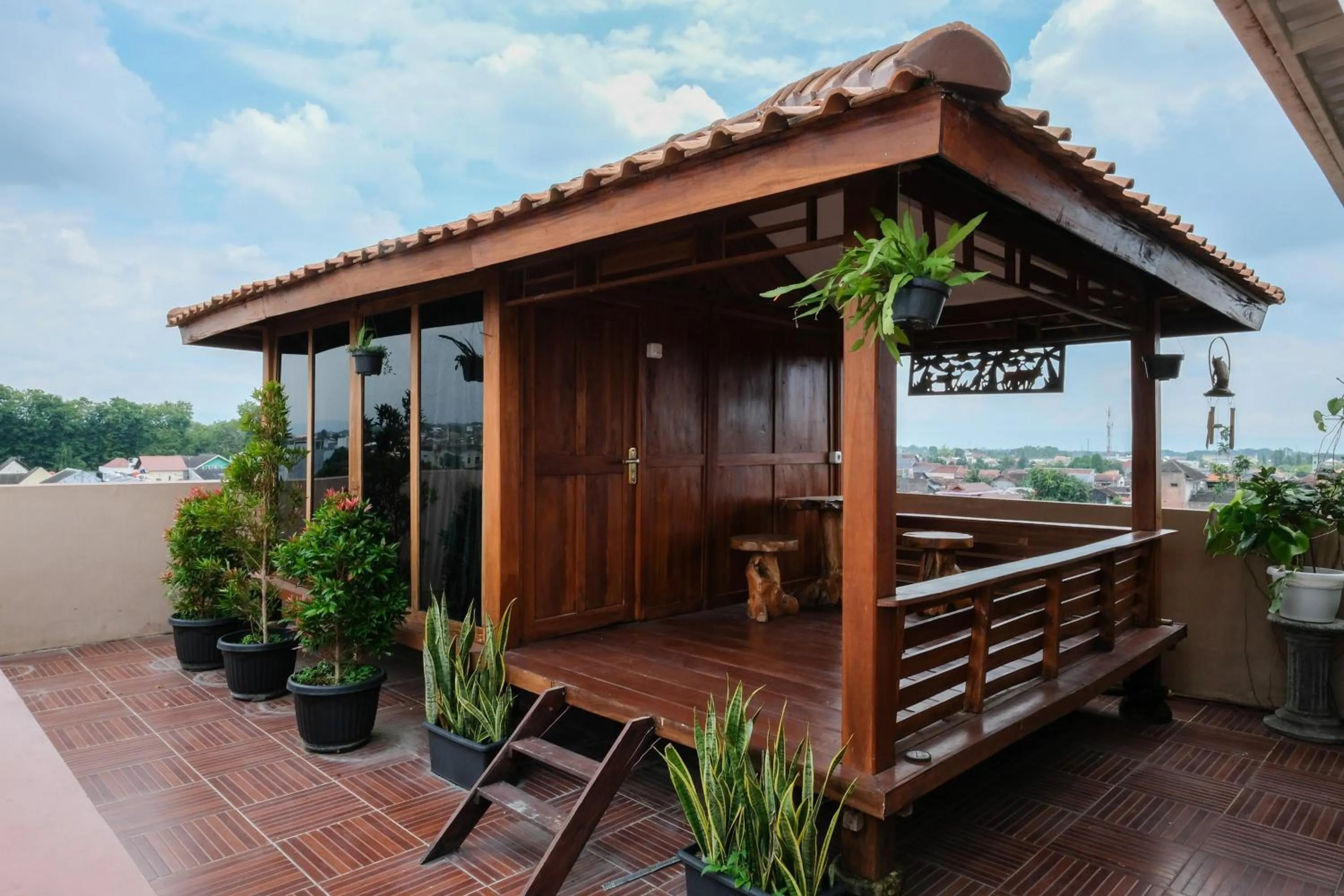 Property building in Urbanview Hotel Dommy Yogyakarta by RedDoorz