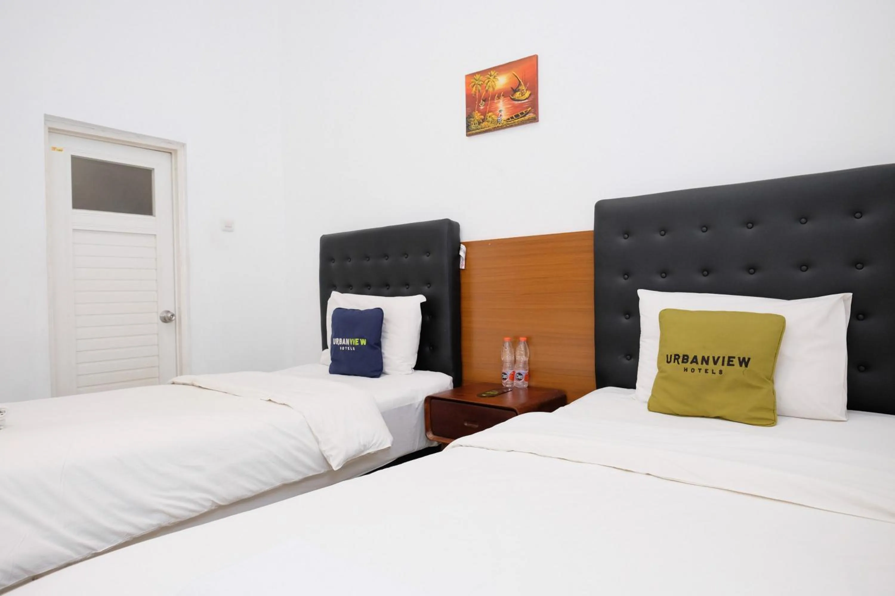 Bedroom, Bed in Urbanview Hotel Dommy Yogyakarta by RedDoorz