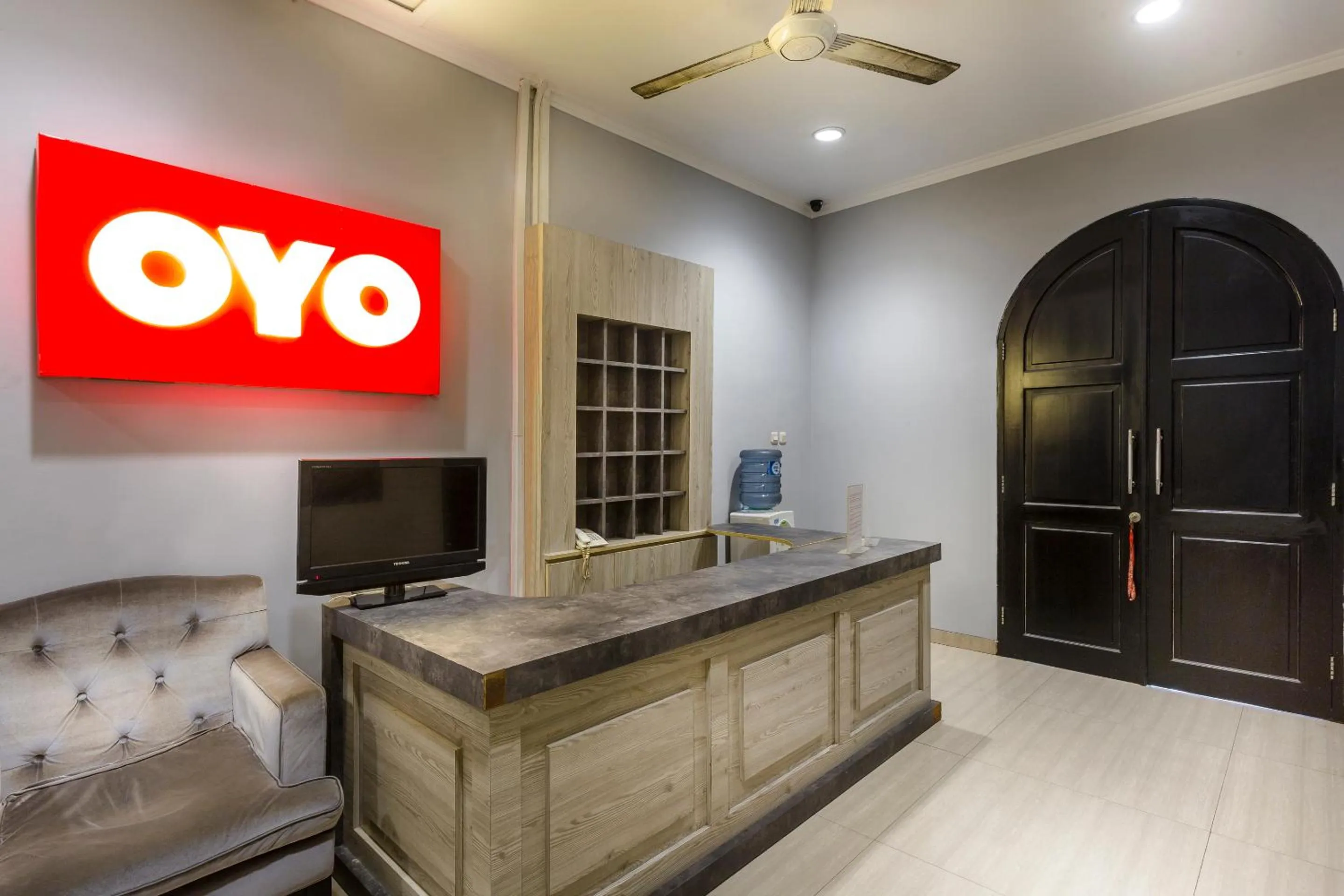 Lobby or reception in Collection O Pondok Indah Near Gandaria City Formerly Lamaison Residence