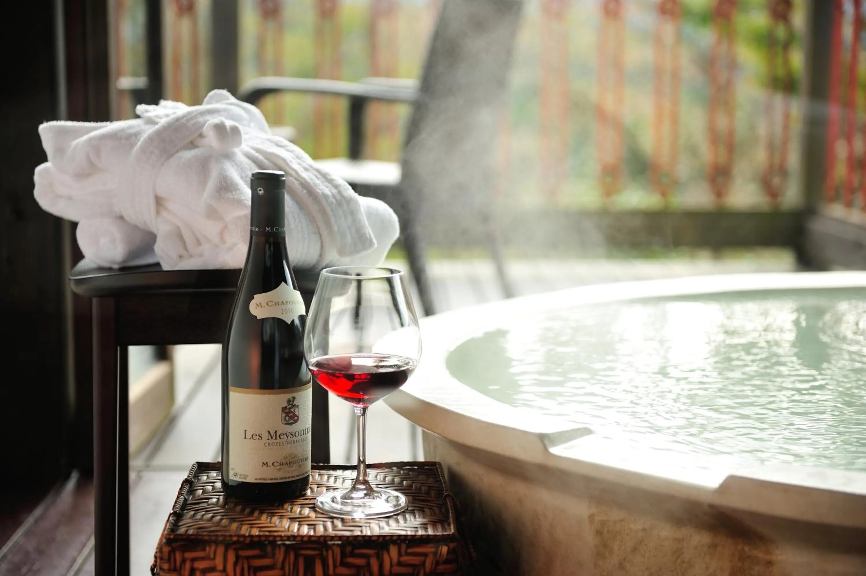 Photo of the whole room in Hakone Fontaine Bleau Sengokutei