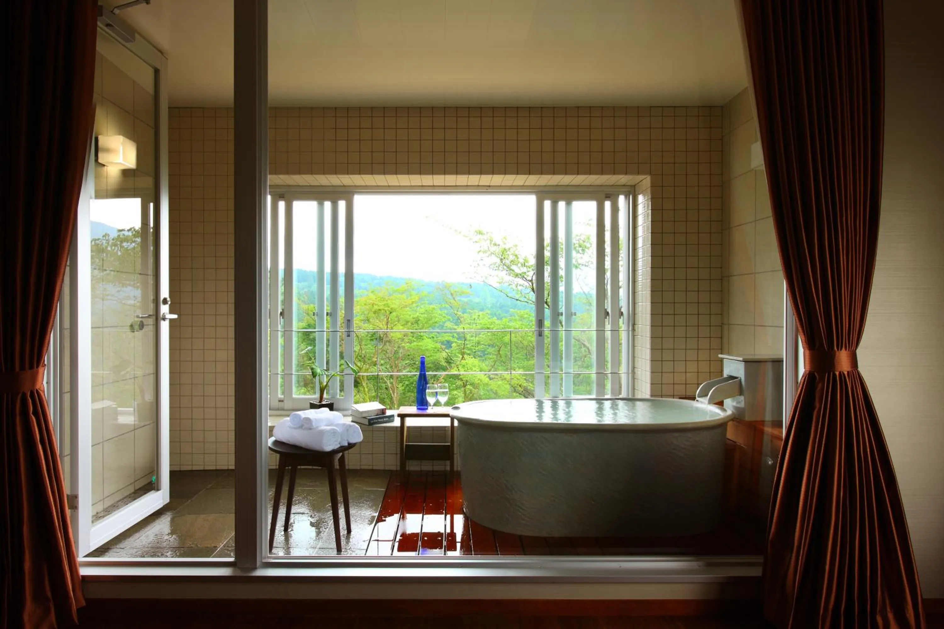 Bathroom in Hakone Fontaine Bleau Sengokutei