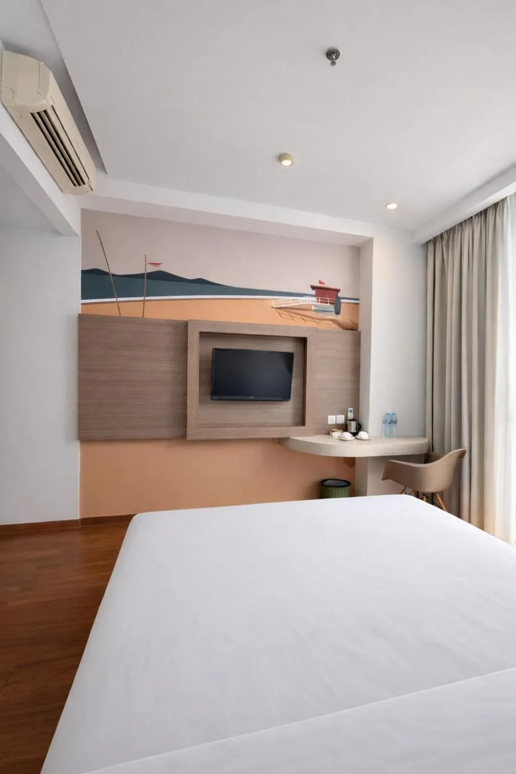 Bedroom, Bed in DK Belstar Hotel Belitung