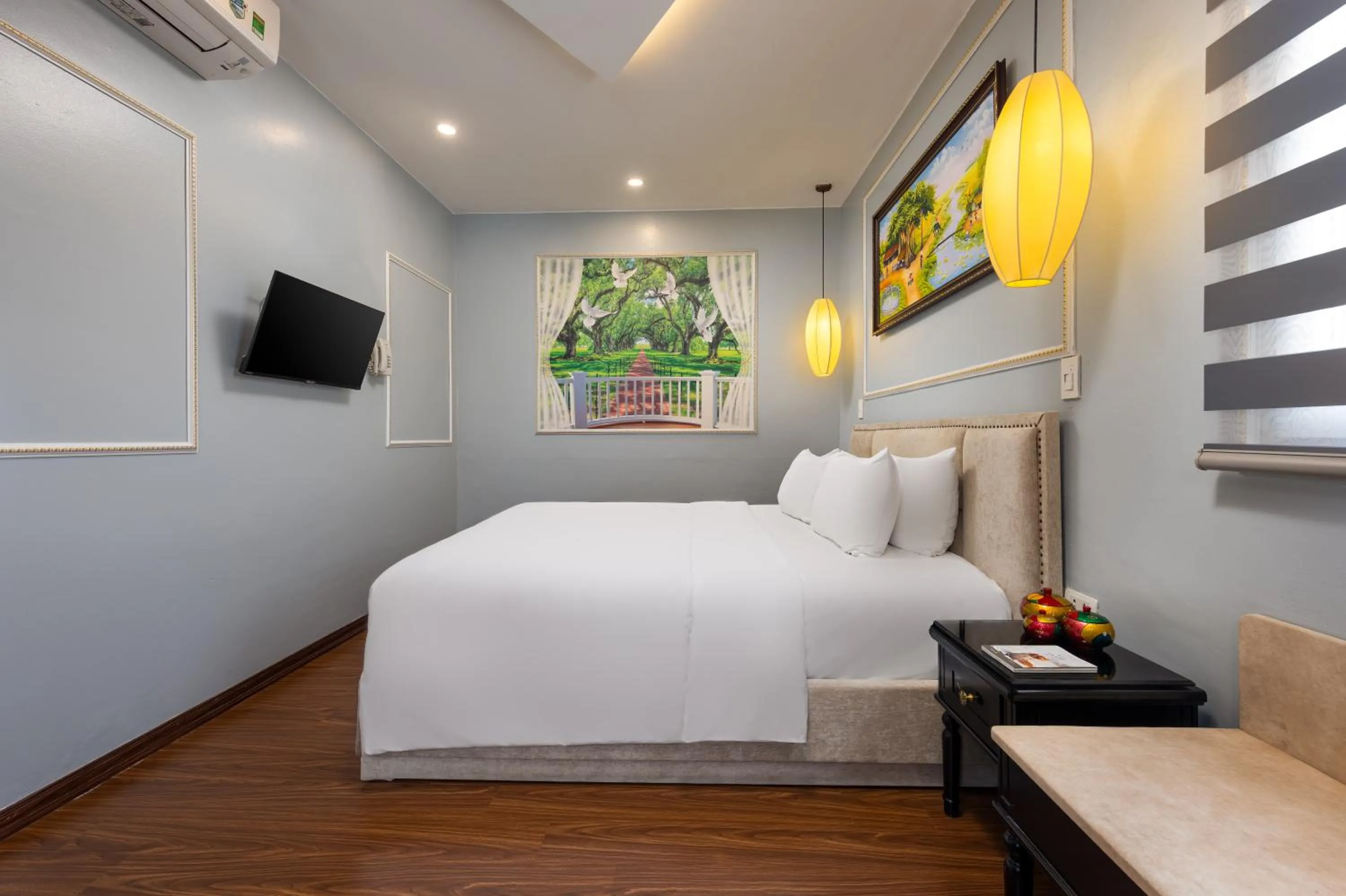 Bedroom, Bed in Golden Amour Hotel