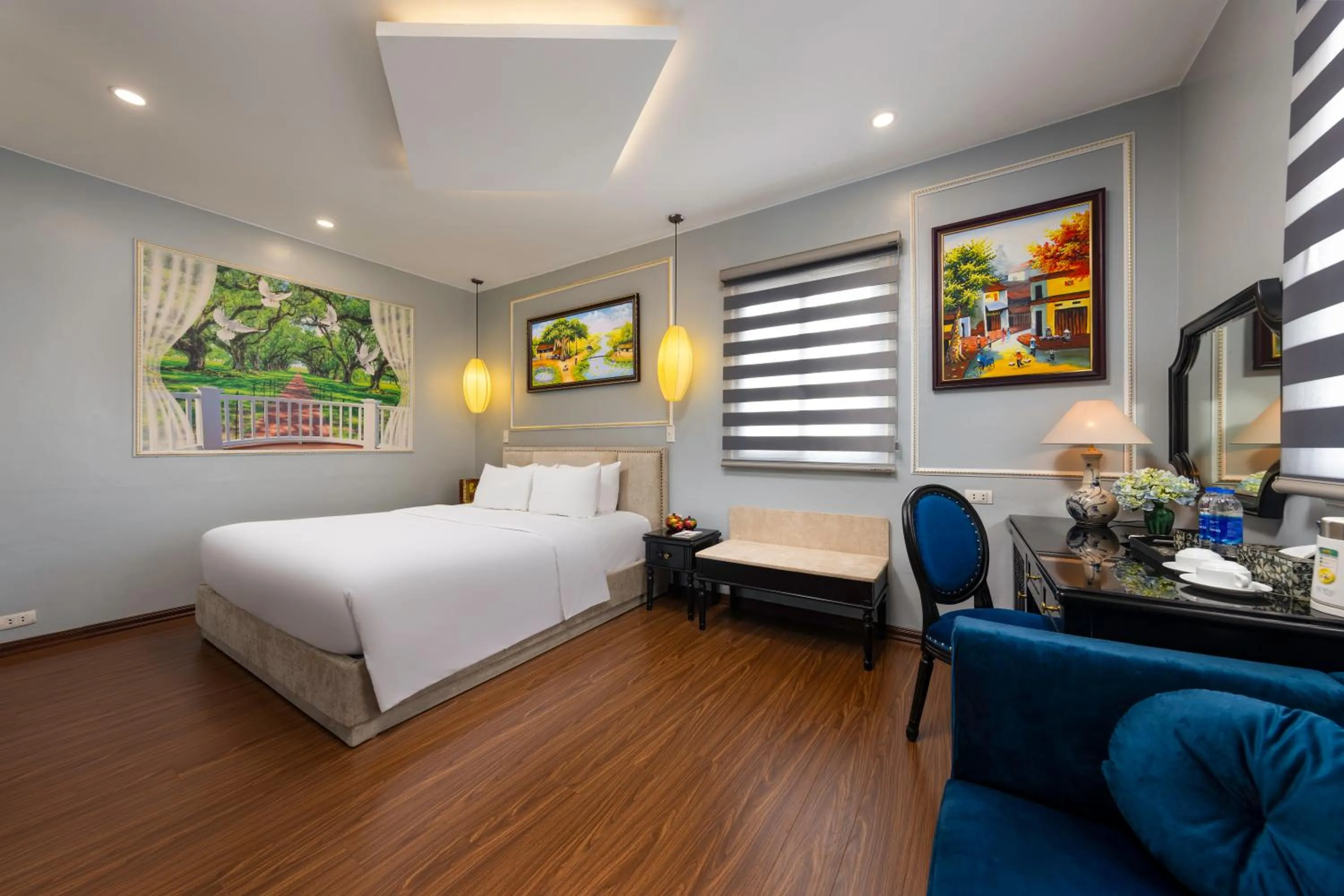 Bedroom, Bed in Golden Amour Hotel