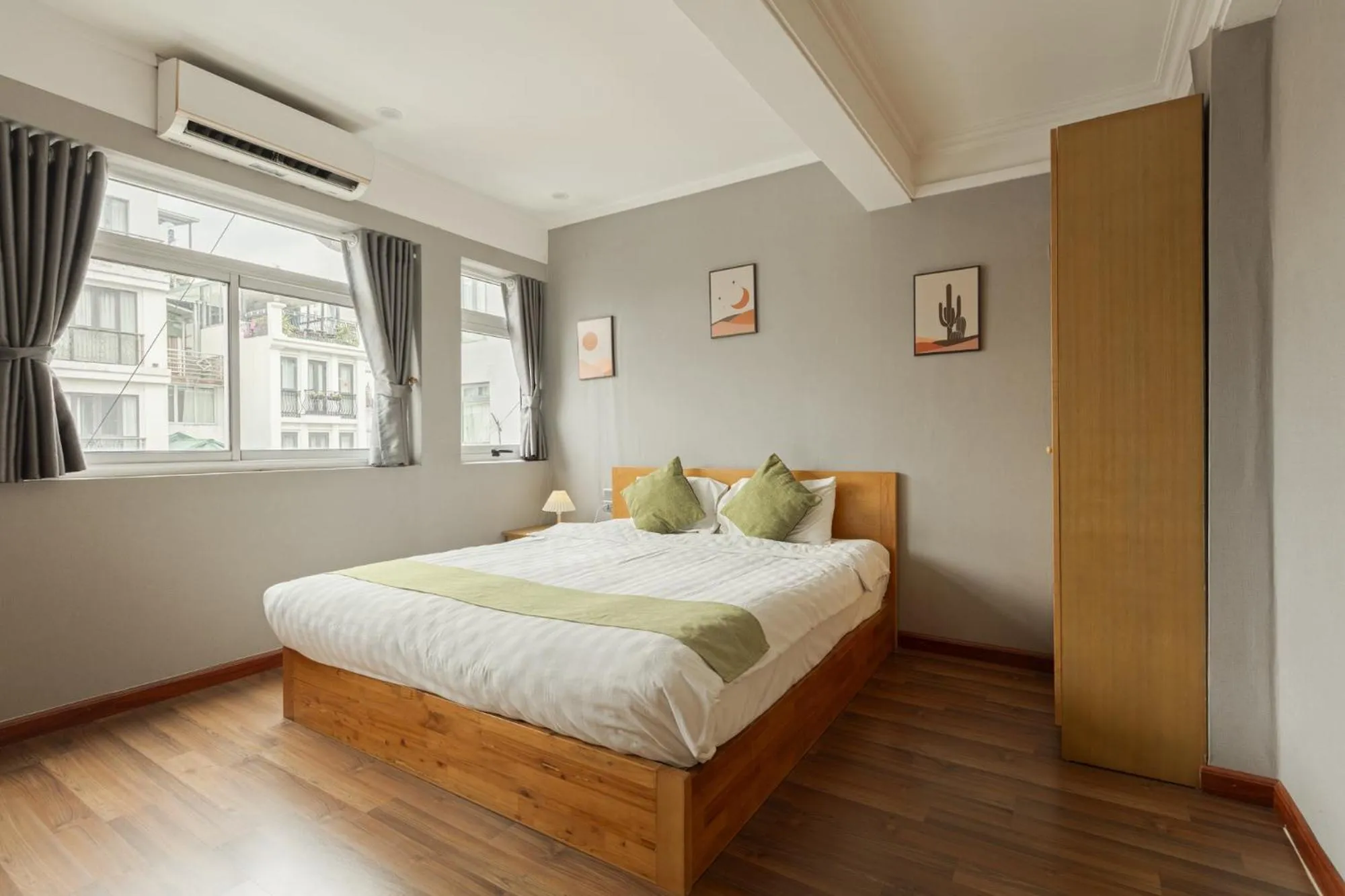 Bed in Hanoi Central Park Hotel