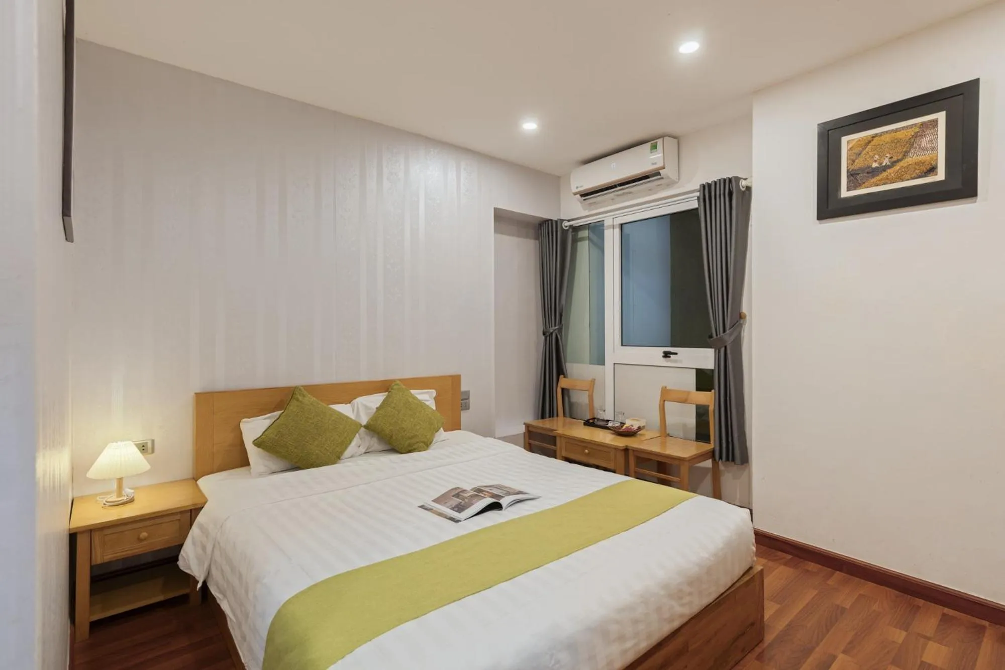 Bed in Hanoi Central Park Hotel