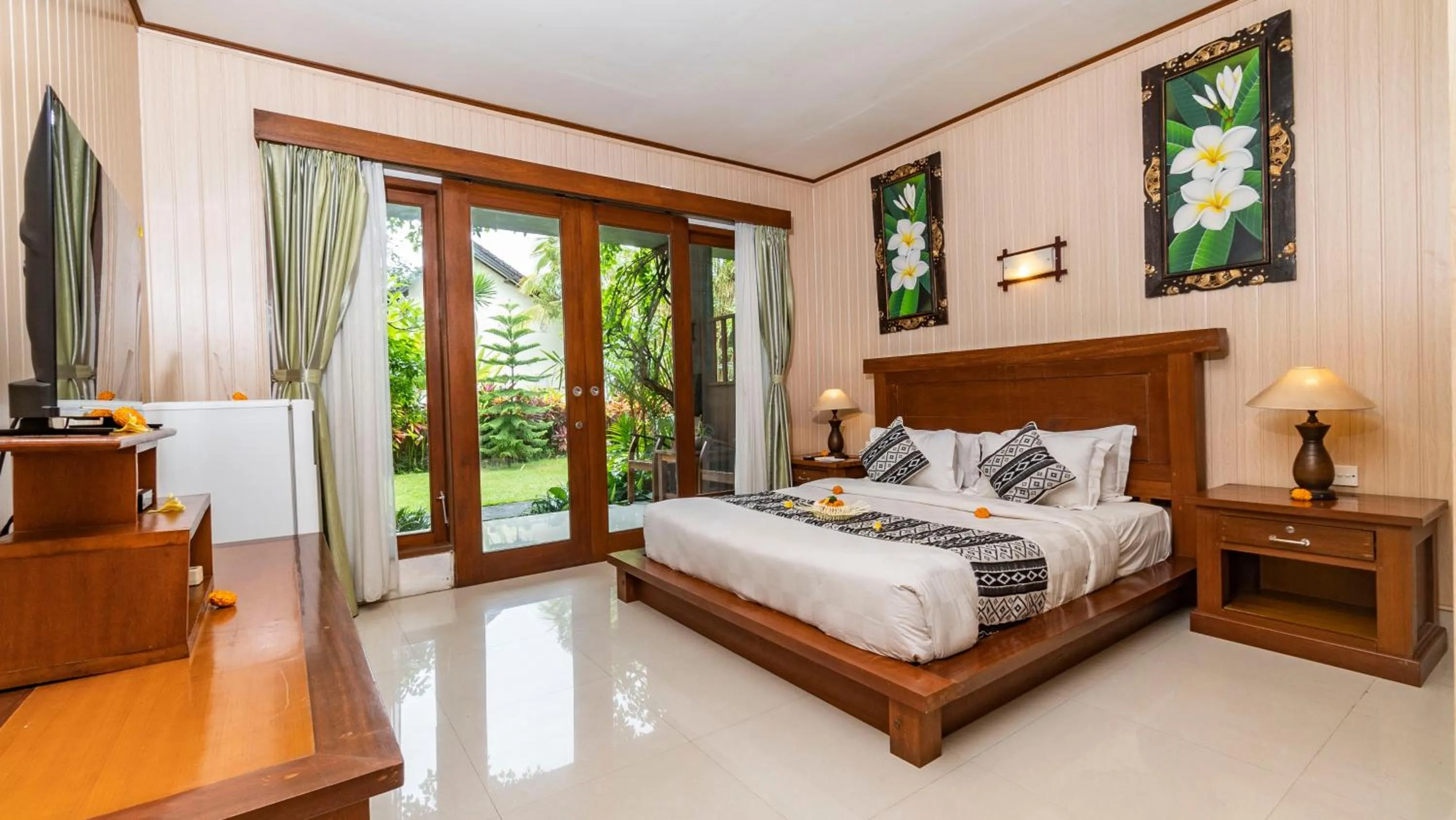 Bedroom, Bed in Gita Maha Ubud Hotel by Mahaputra-CHSE Certified