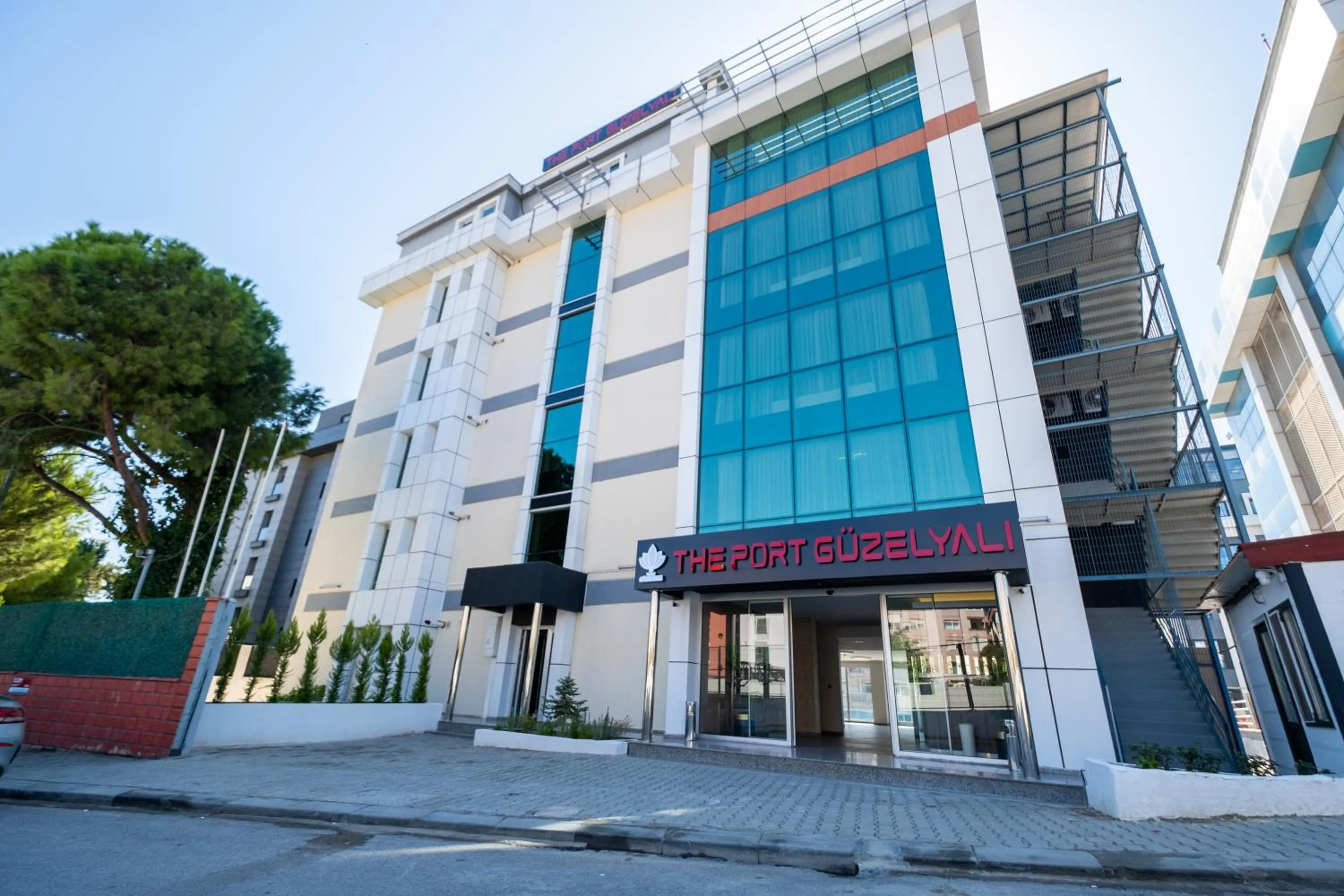 Property building in The Port Güzelyalı