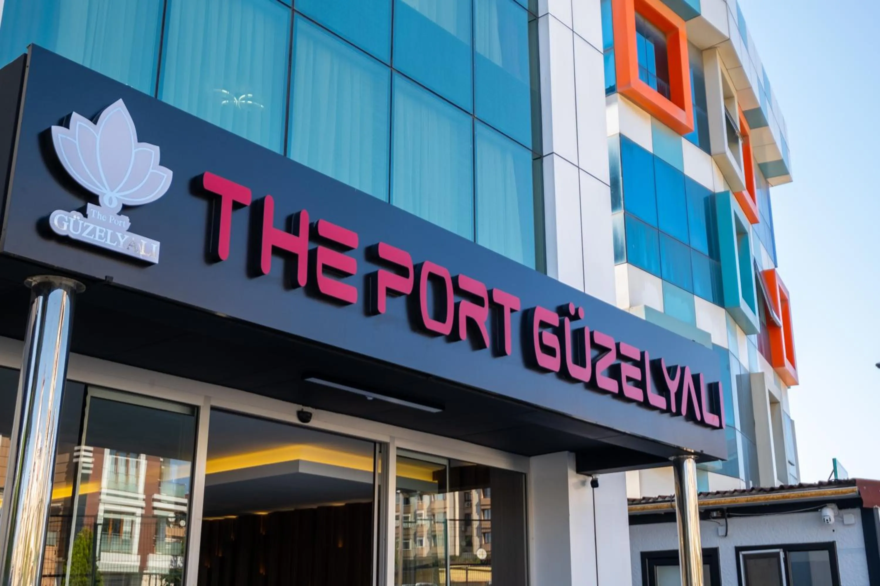 Property building in The Port Güzelyalı