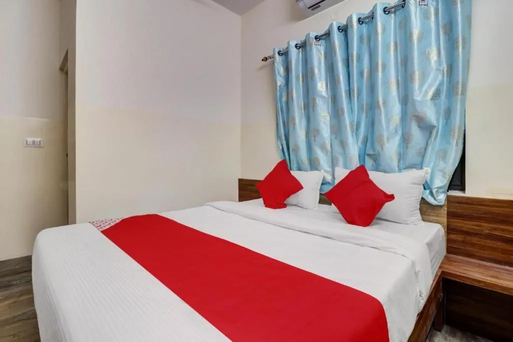 Hotel SKY INNs