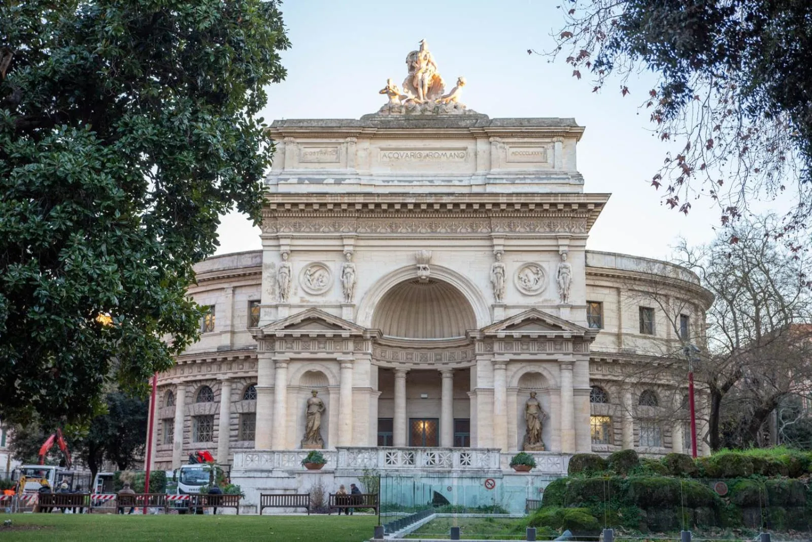 Nearby landmark in Cinema House