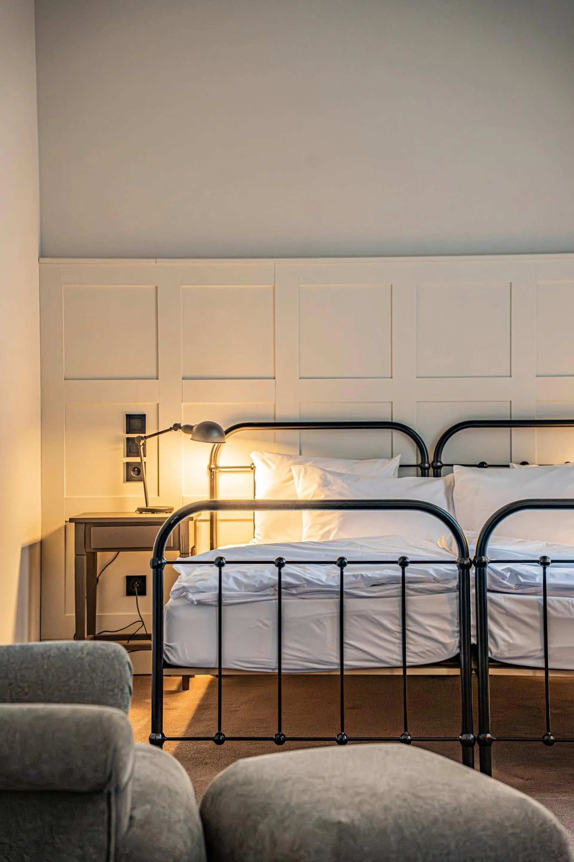 Bed in ARCHE Klasztor Wrocław