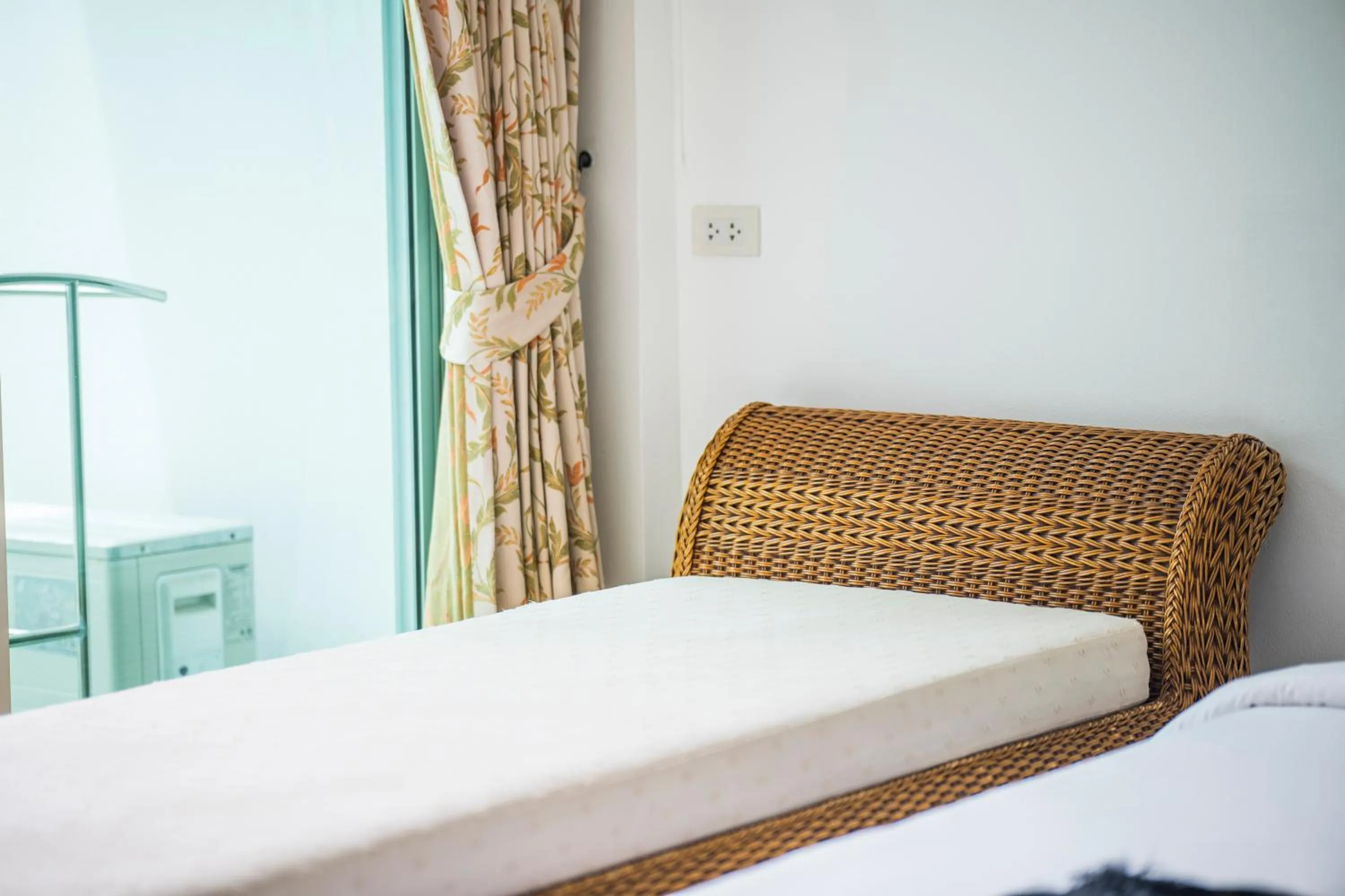 Bed in Mam Kaibae Hotel