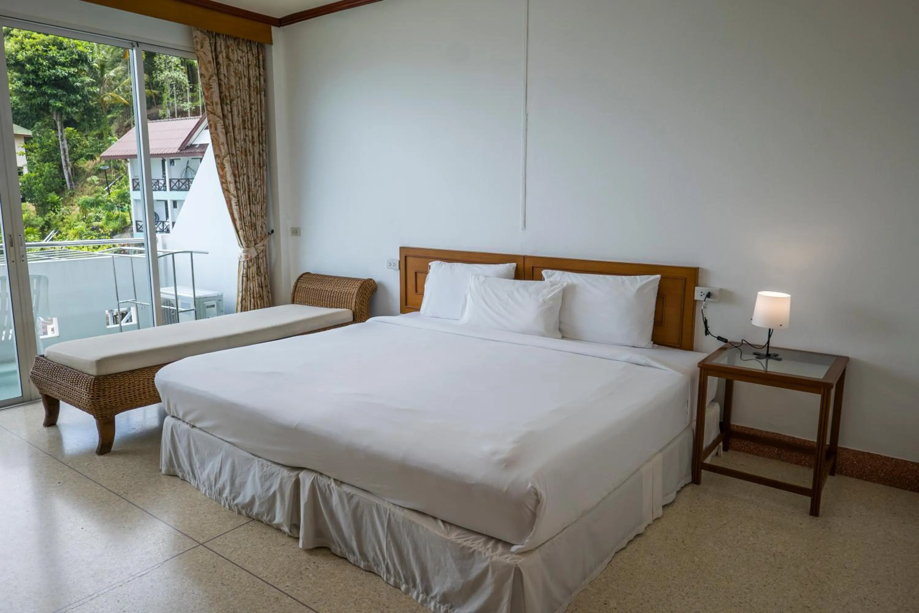 Bed in Mam Kaibae Hotel