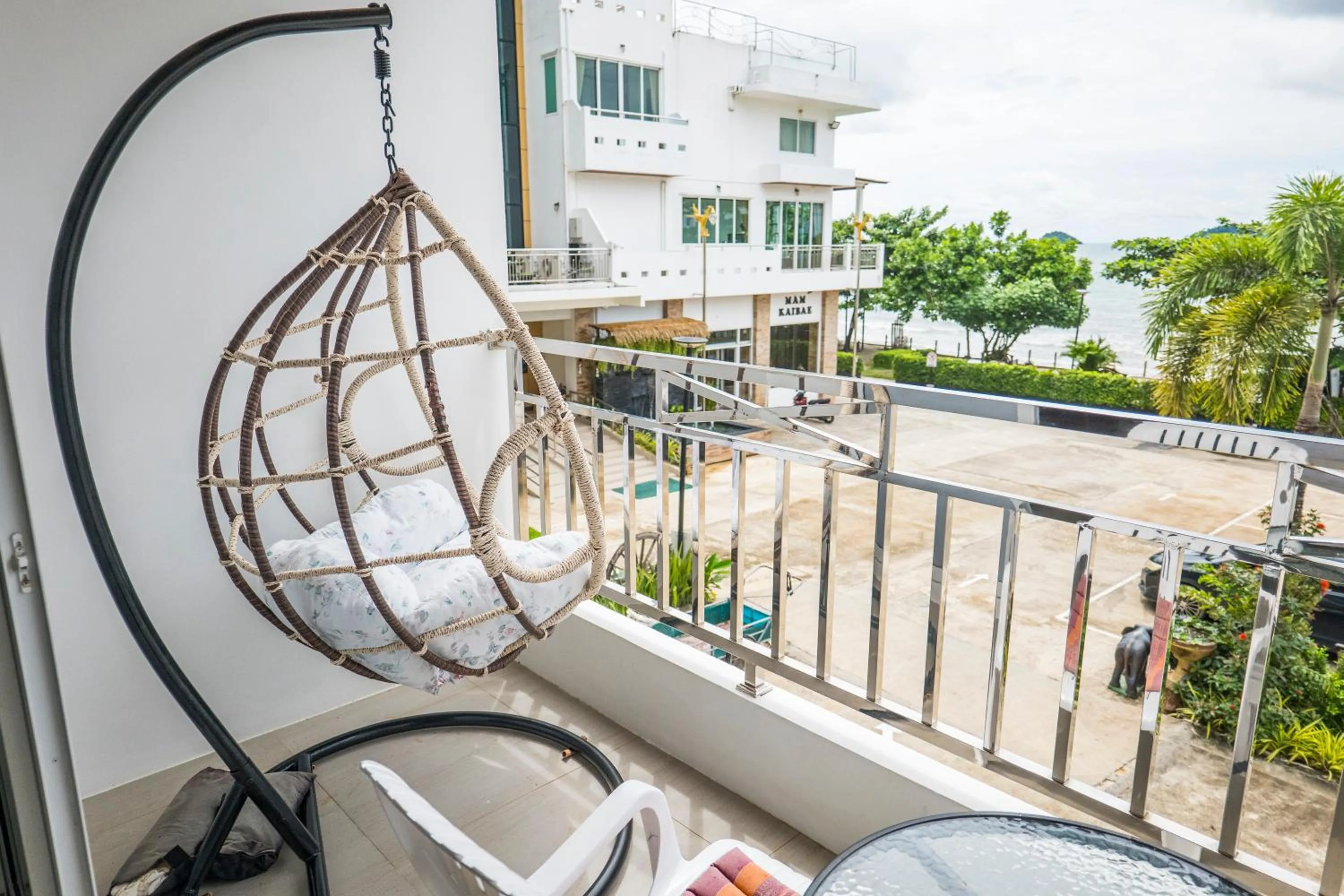 Property building in Mam Kaibae Hotel