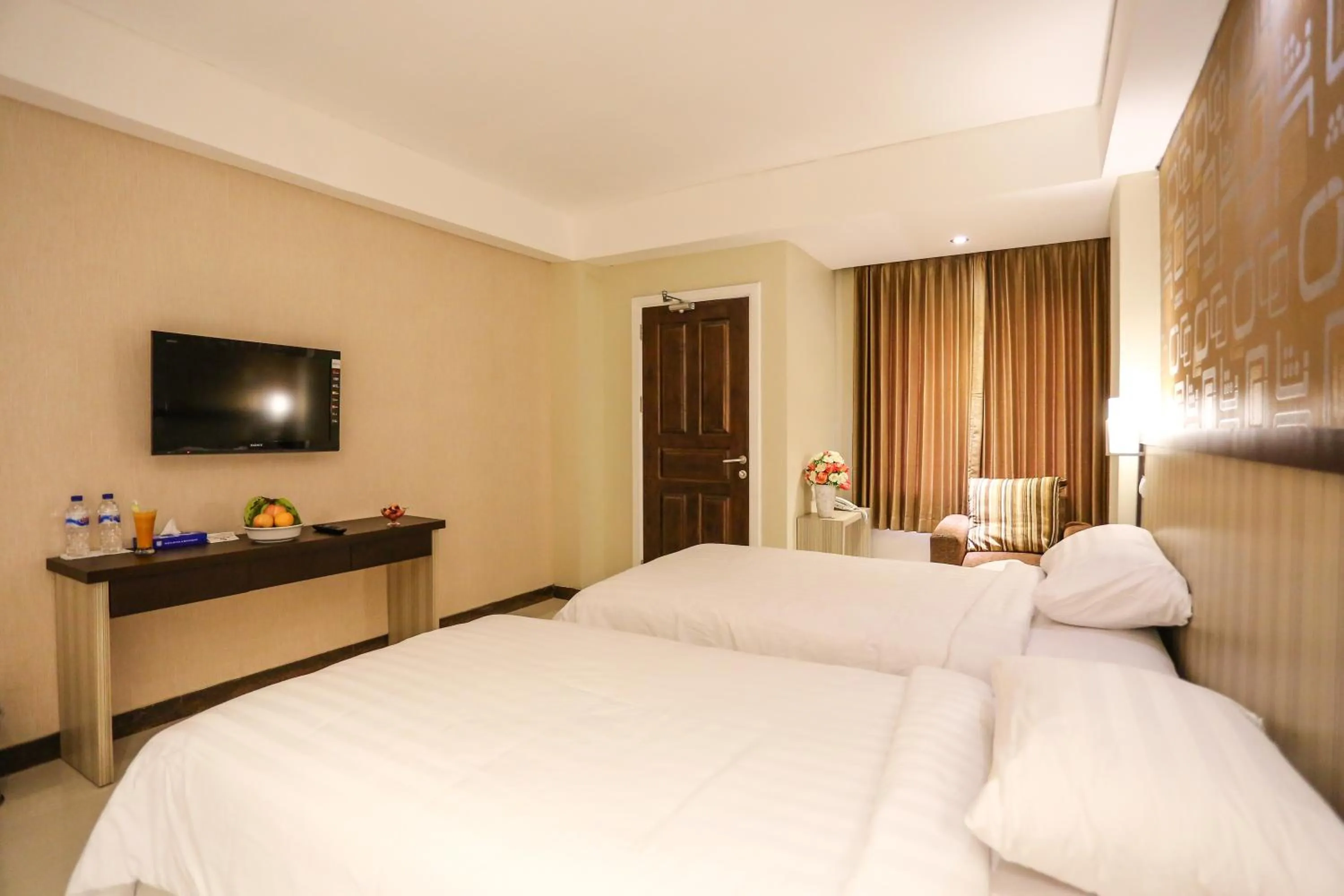 Massage, Bed in Sylvia Hotel Premier Kupang