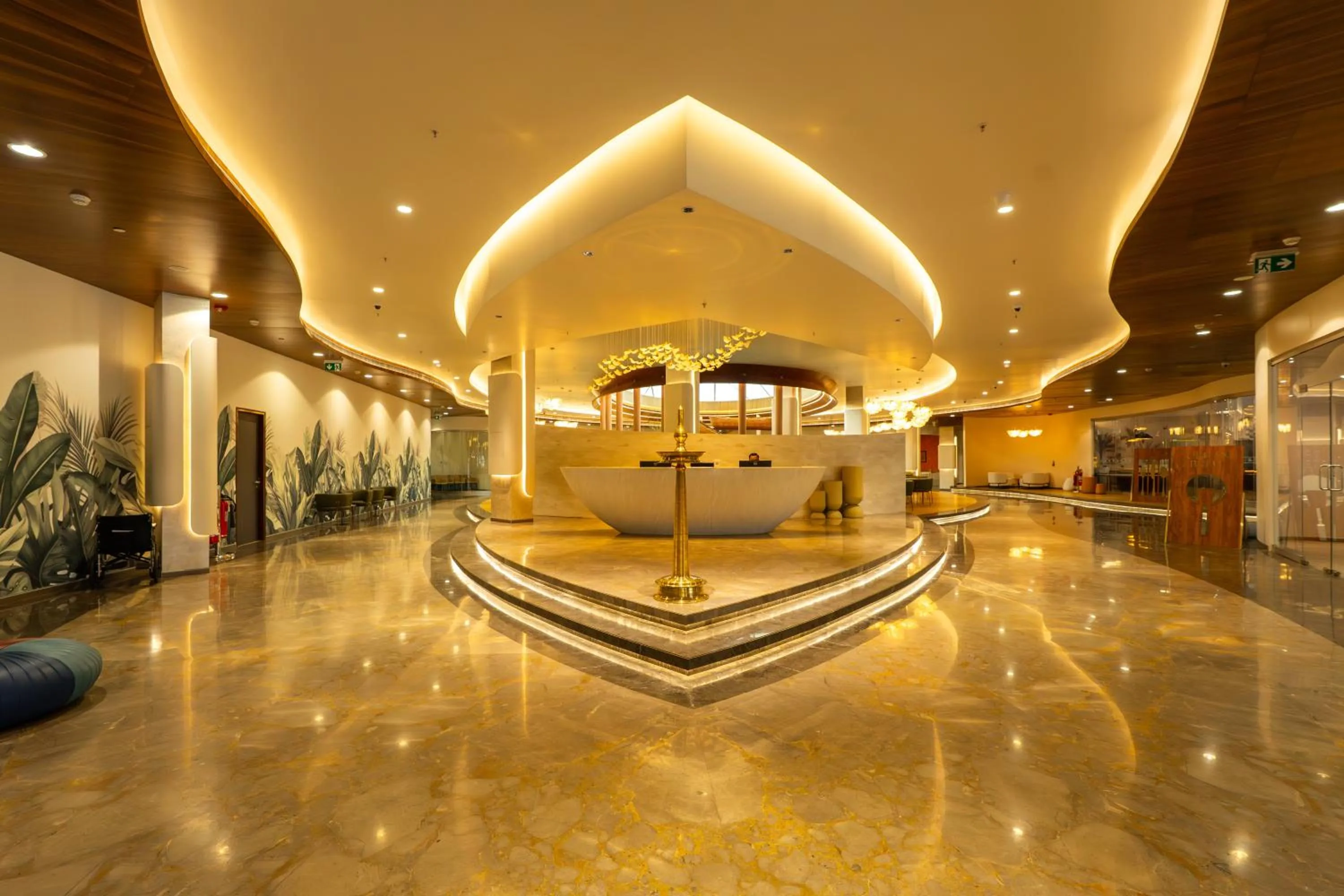 Lounge or bar in 0484 Aero Lounge-Terminal 2 Cochin Airport Hotel