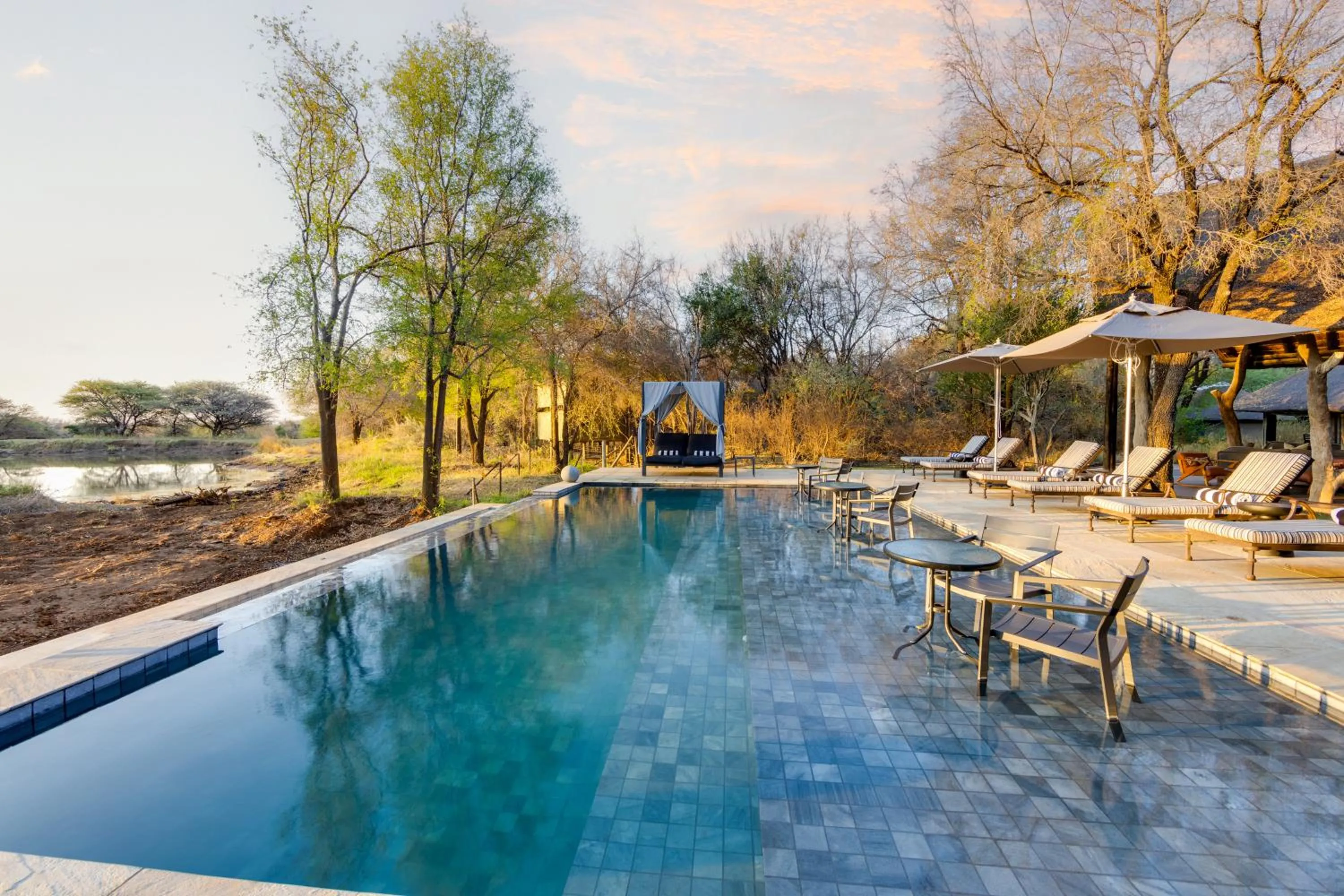 Swimming pool in Black Rhino Game Lodge