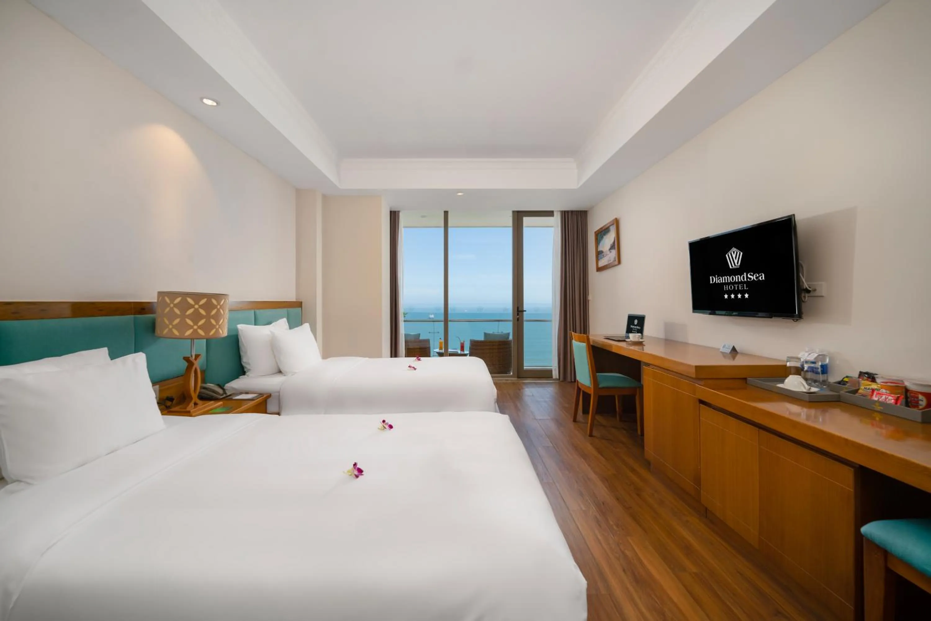 Bed in Diamond Sea Hotel