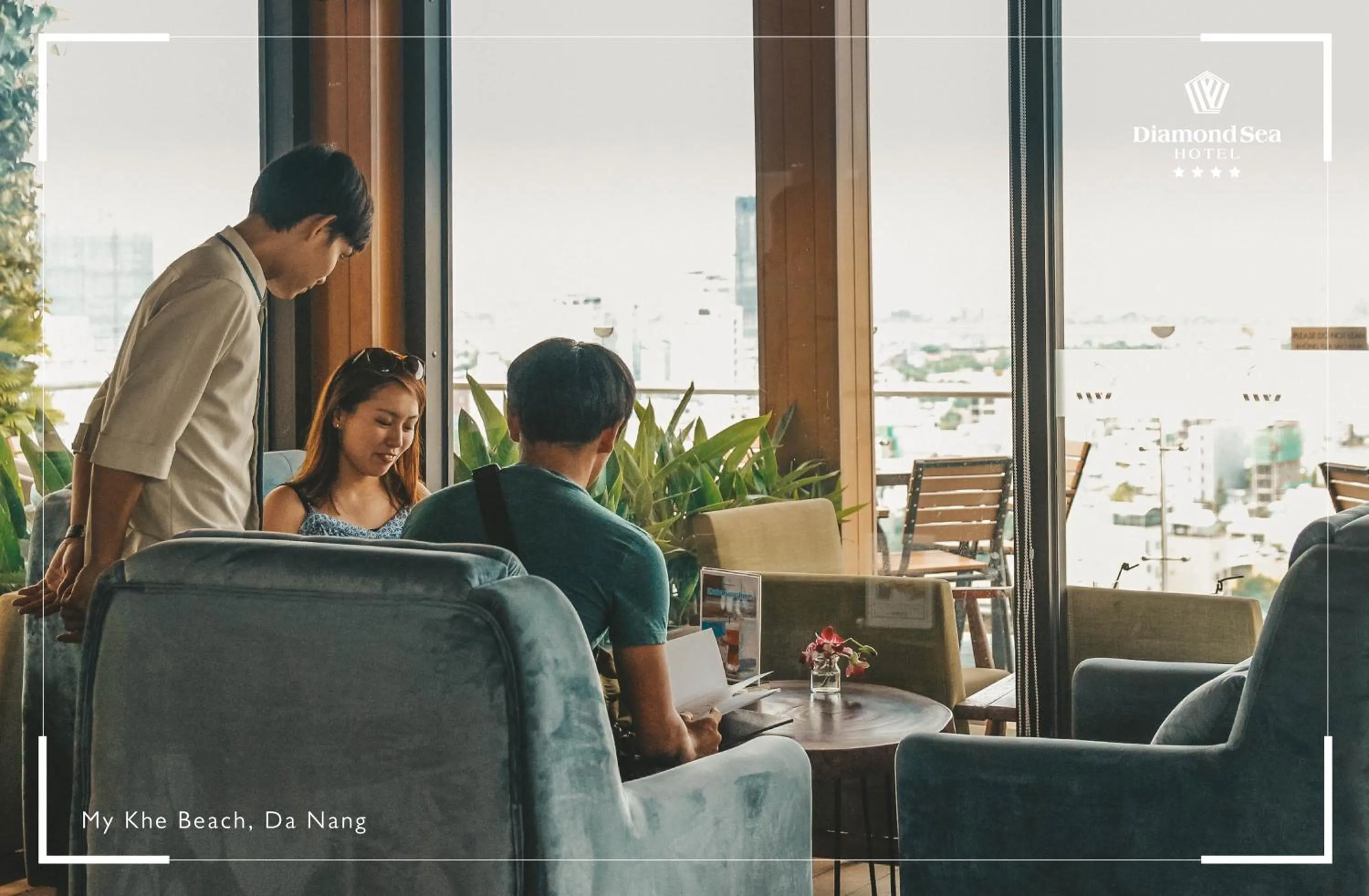 Lounge or bar in Diamond Sea Hotel