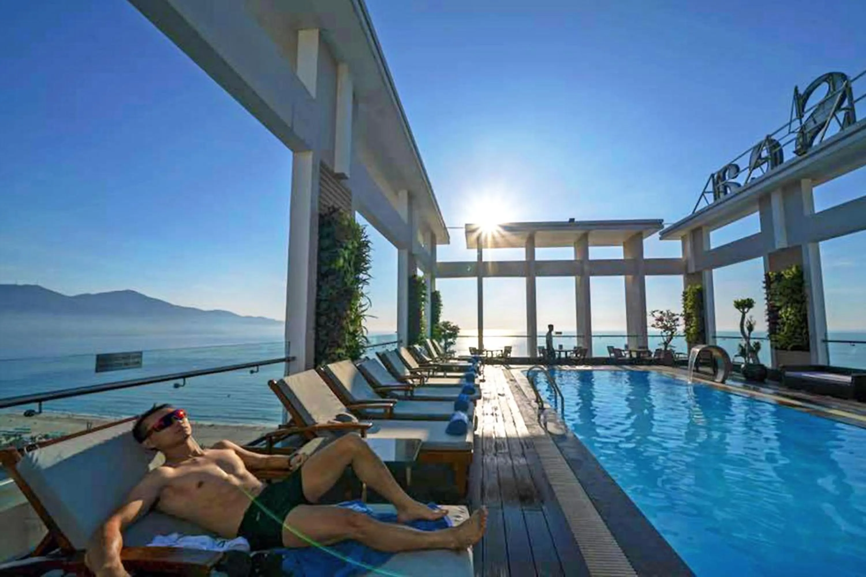 Staff in Diamond Sea Hotel