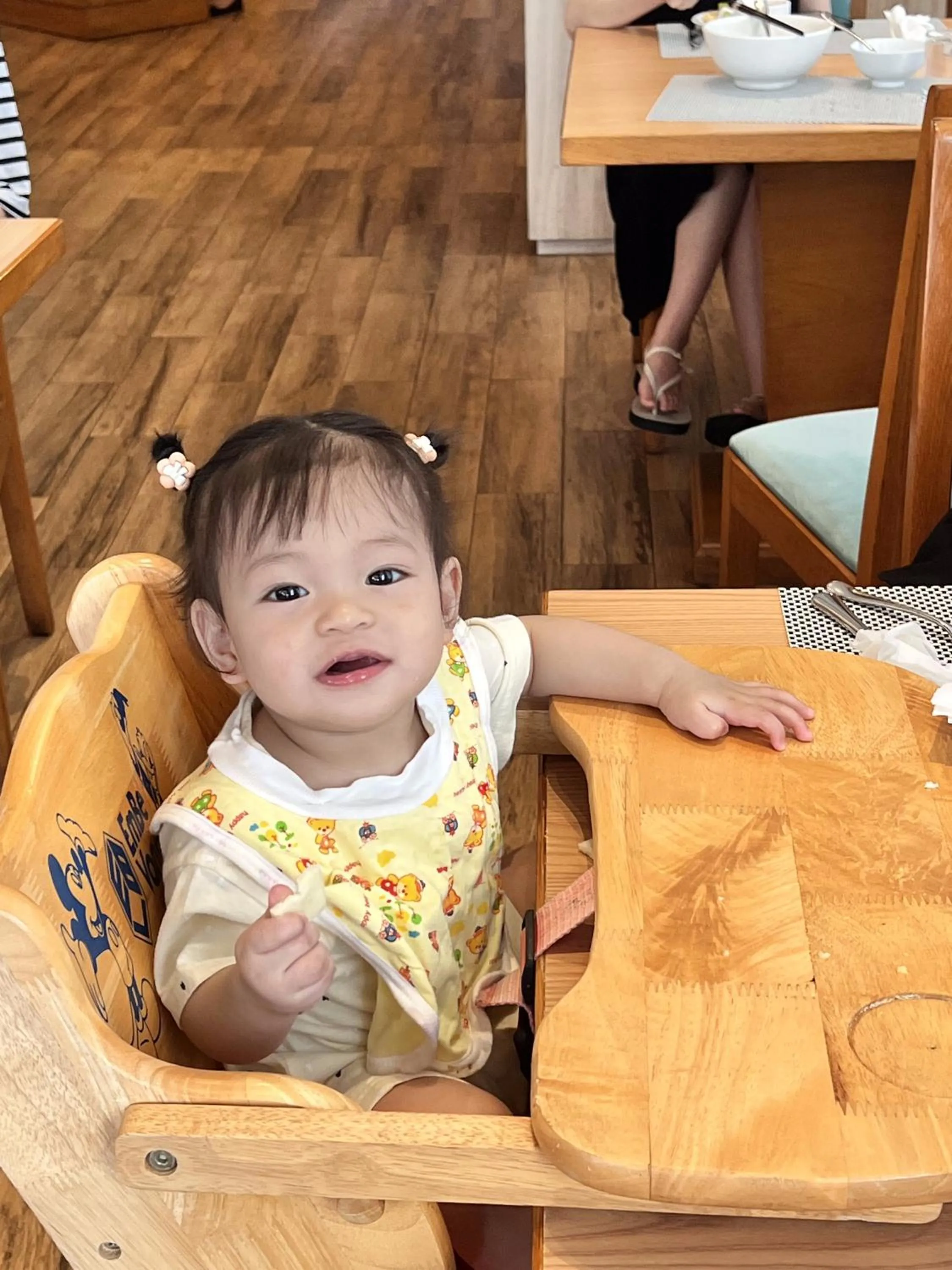 Restaurant/places to eat in Diamond Sea Hotel