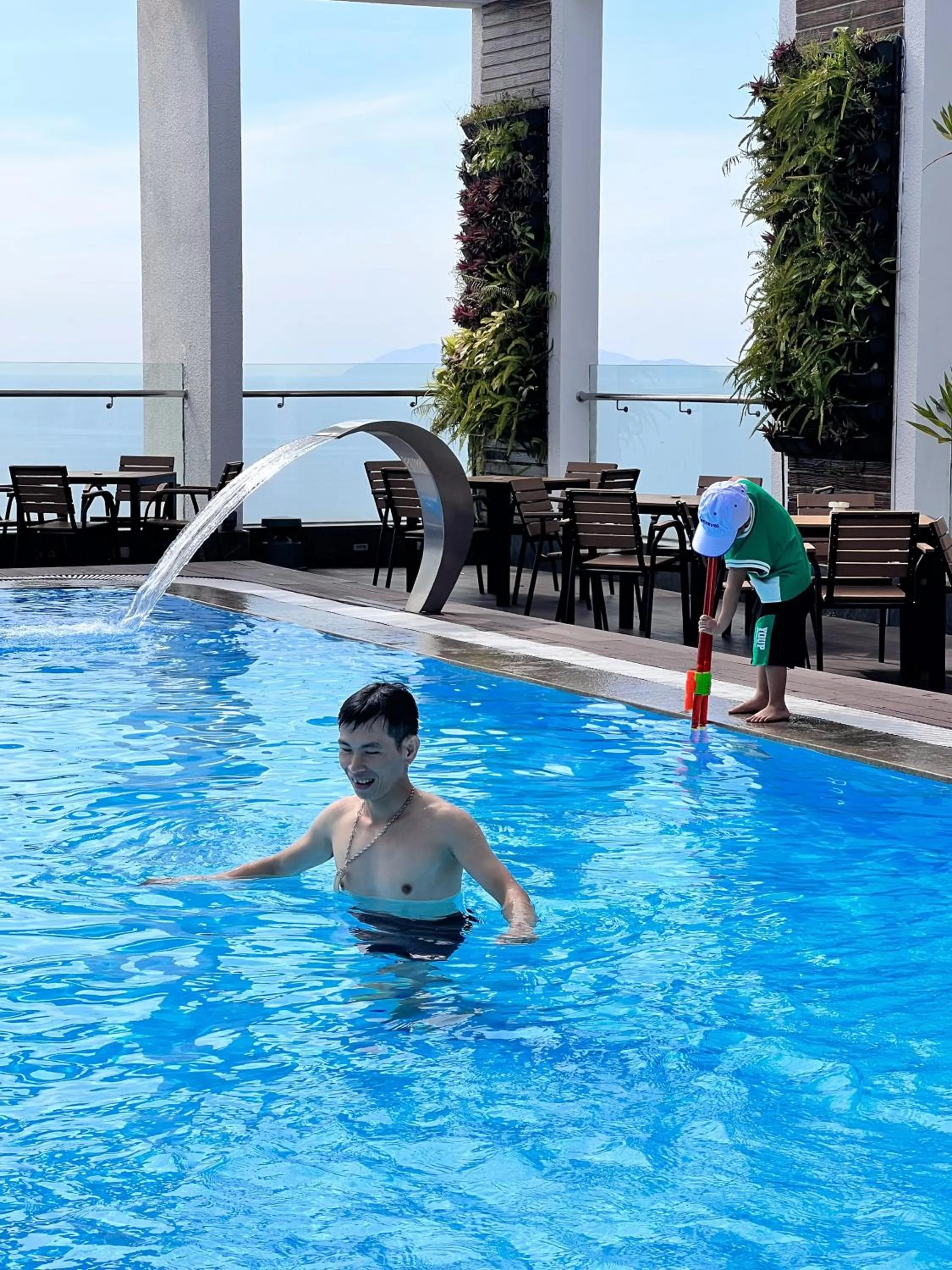 Swimming pool in Diamond Sea Hotel