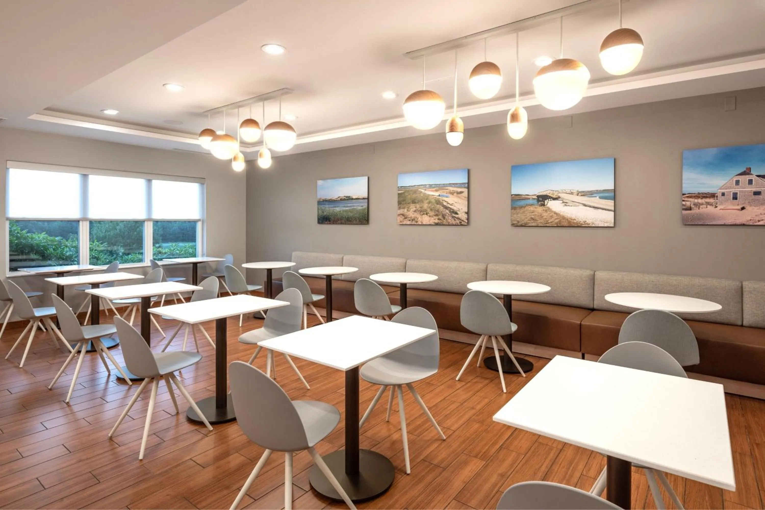 Breakfast in TownePlace Suites by Marriott Wareham Buzzards Bay