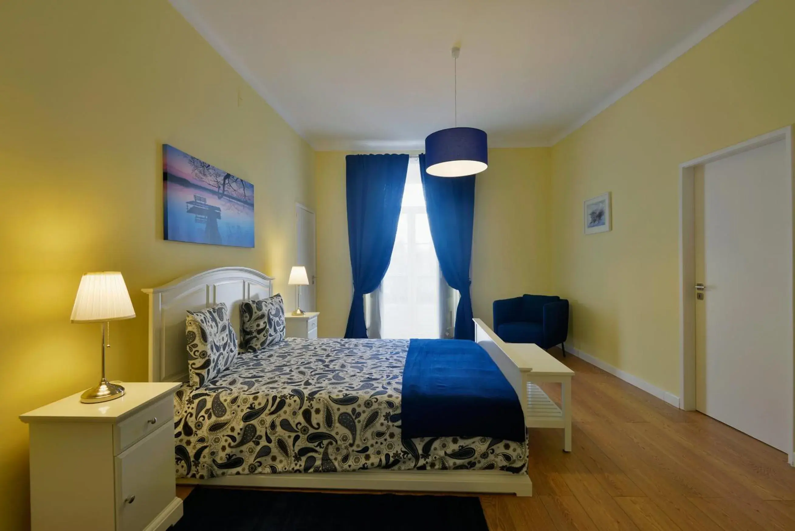 FLH Bairro Alto - Chiado Spacious Flat FLH Bairro Alto - Chiado Spacious Flat