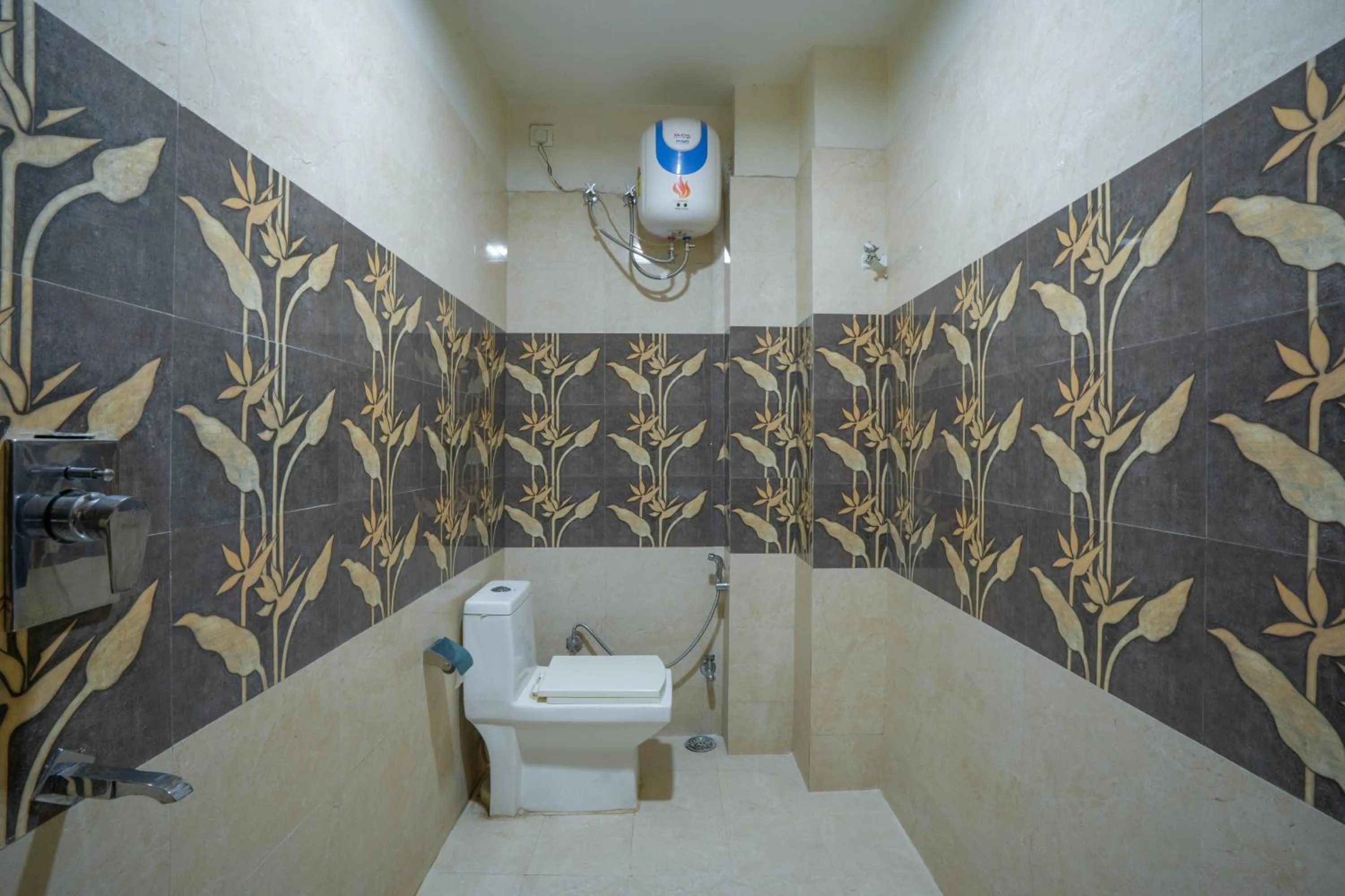 Toilet in Hotel Kiaara